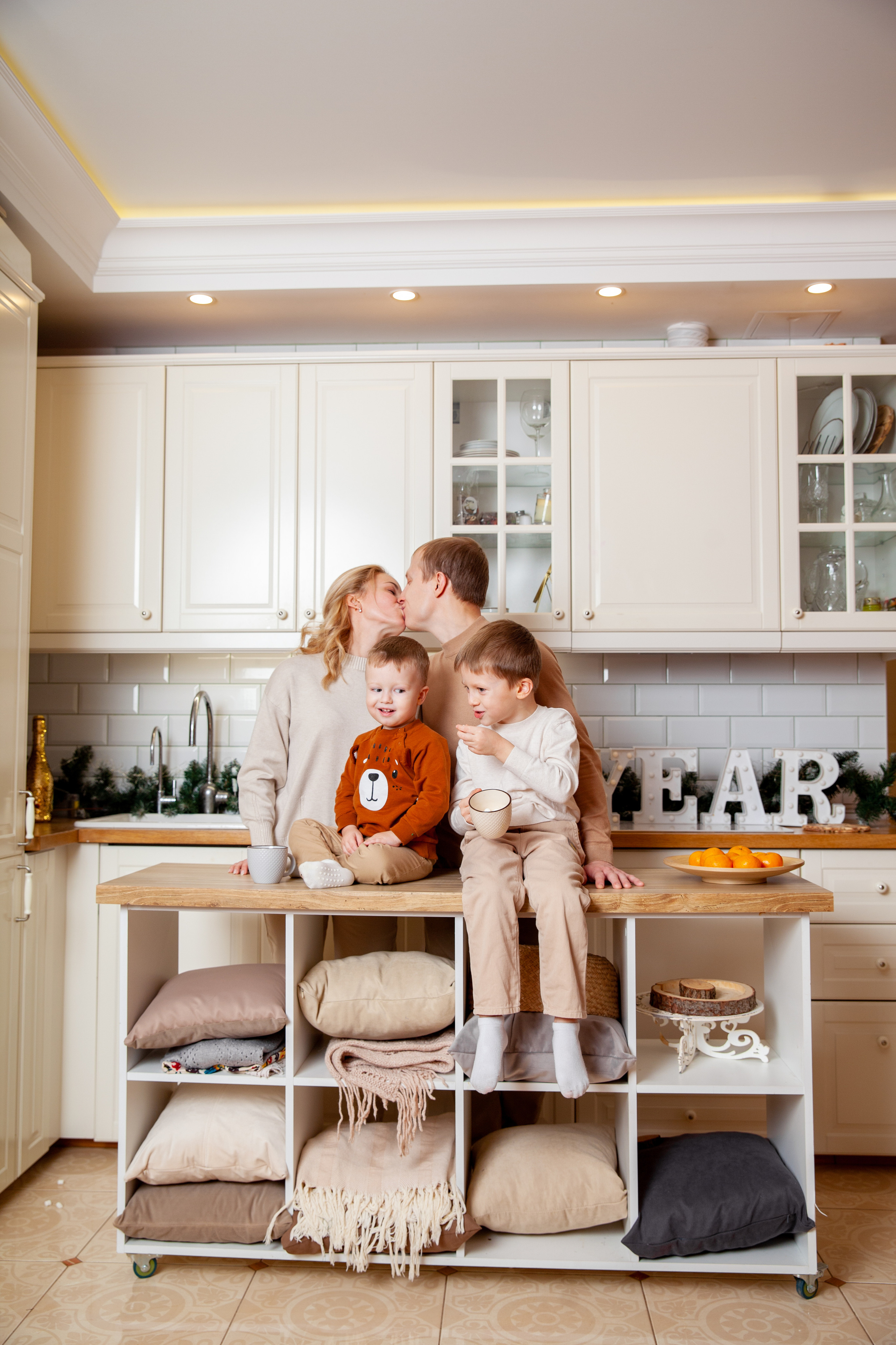 Новогодняя семейная фотосессия. Фотограф в Железнодорожном и Балашихе