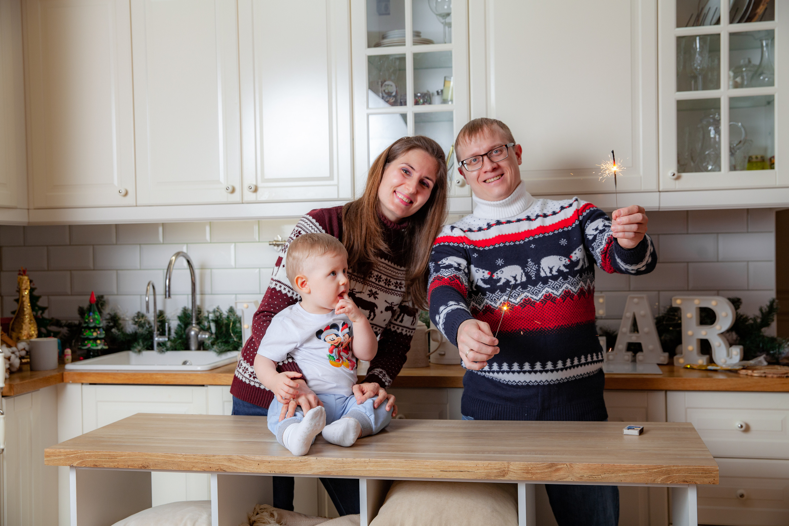 Новогодняя фотосессия для Виталия, Яны и Дани. Фотограф в Железнодорожном и Балашихе