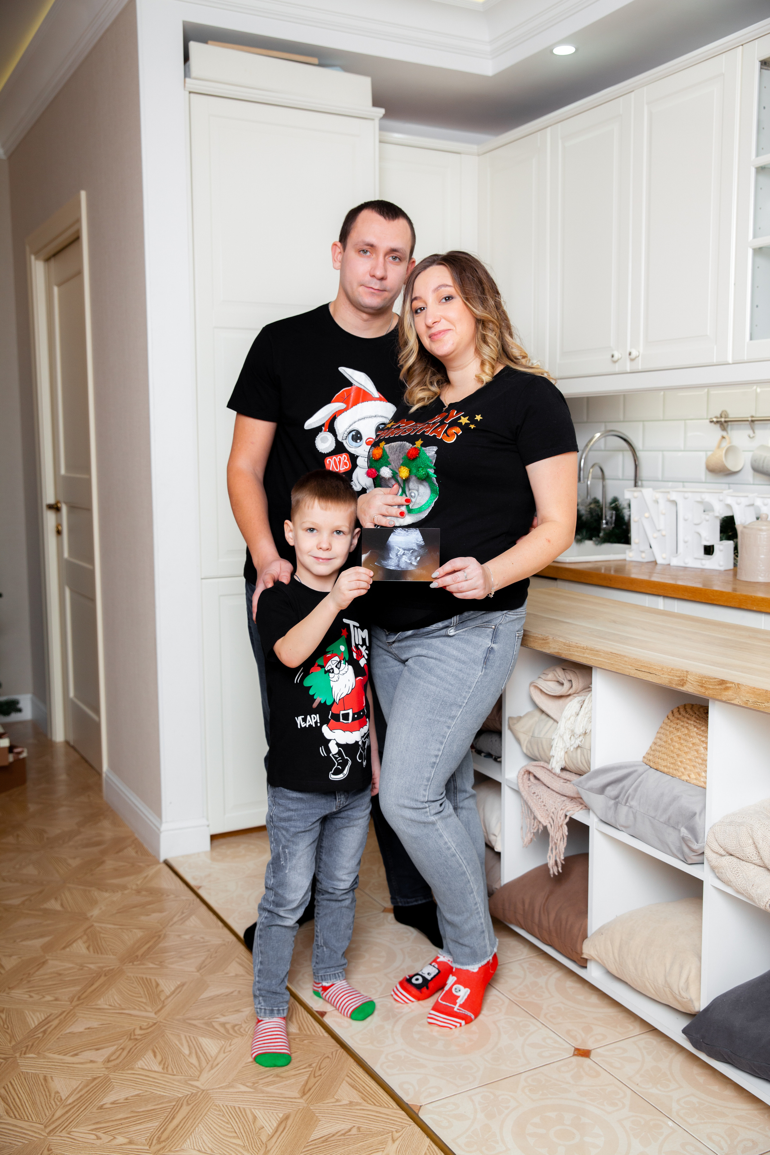 Новогодняя семейная фотосессия для Анастасии. Фотограф в Железнодорожном и Балашихе