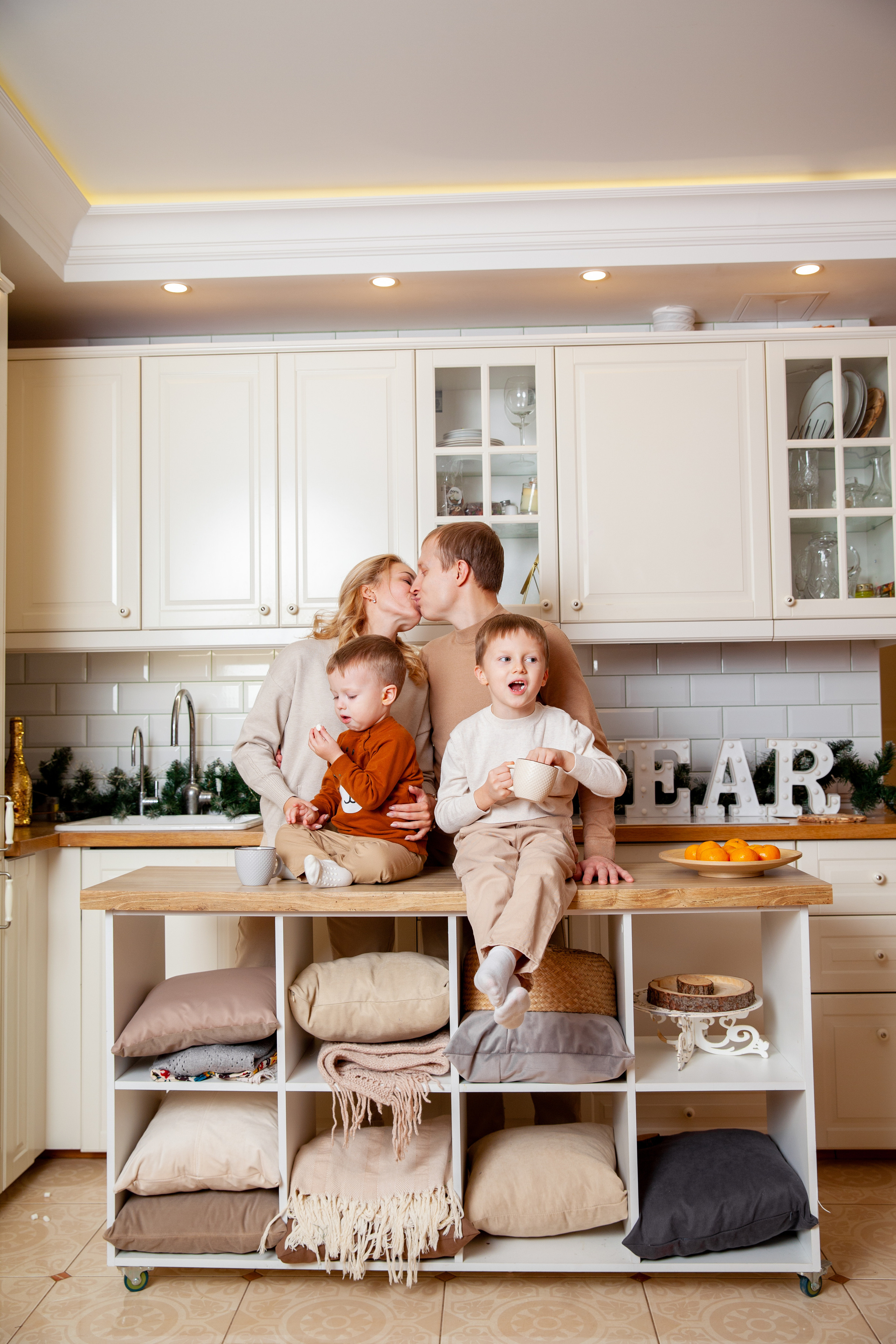 Новогодняя семейная фотосессия. Фотограф в Железнодорожном и Балашихе