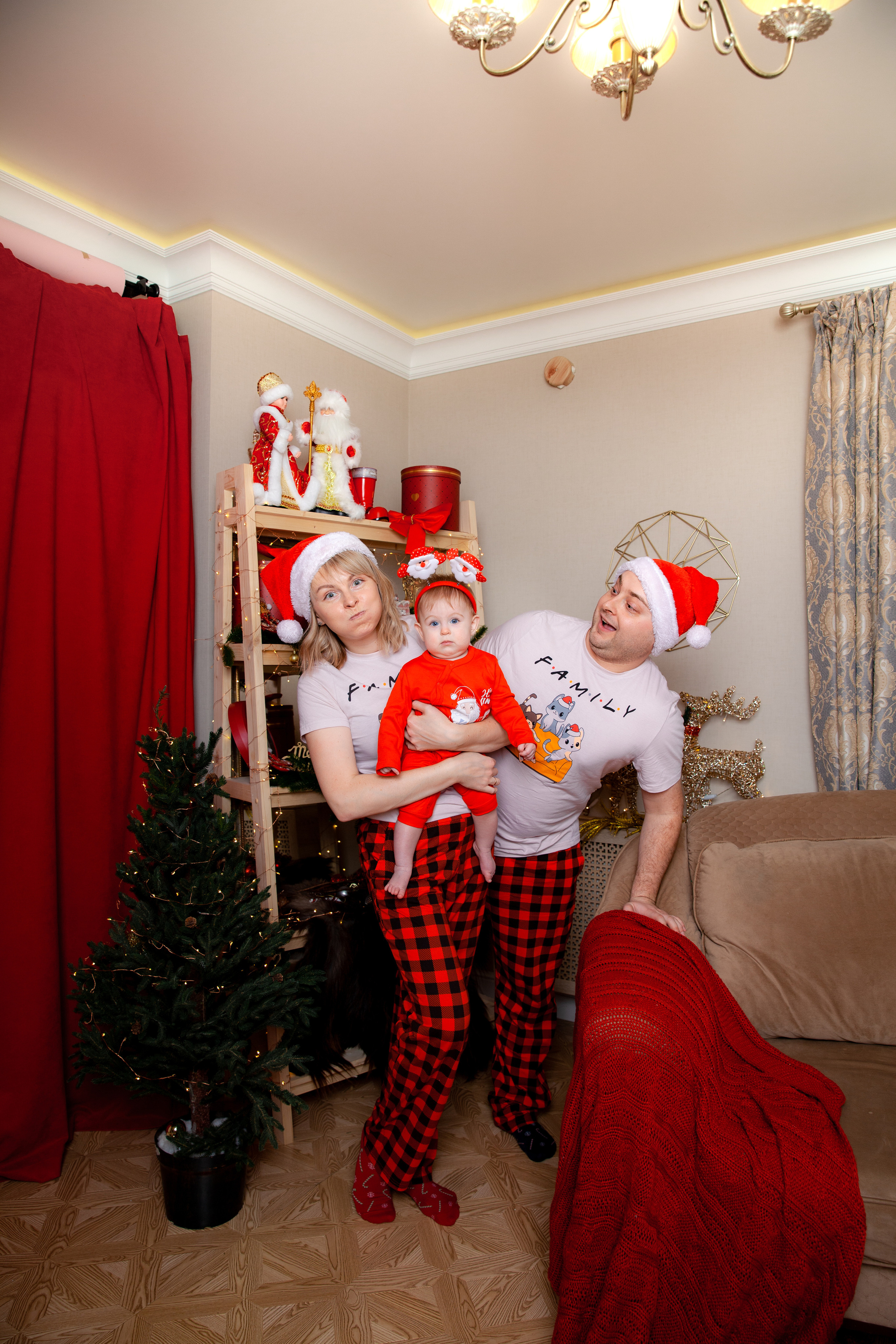 Настя, Никита и Верочка. Новогодняя фотосессия. Фотограф в Железнодорожном и Балашихе