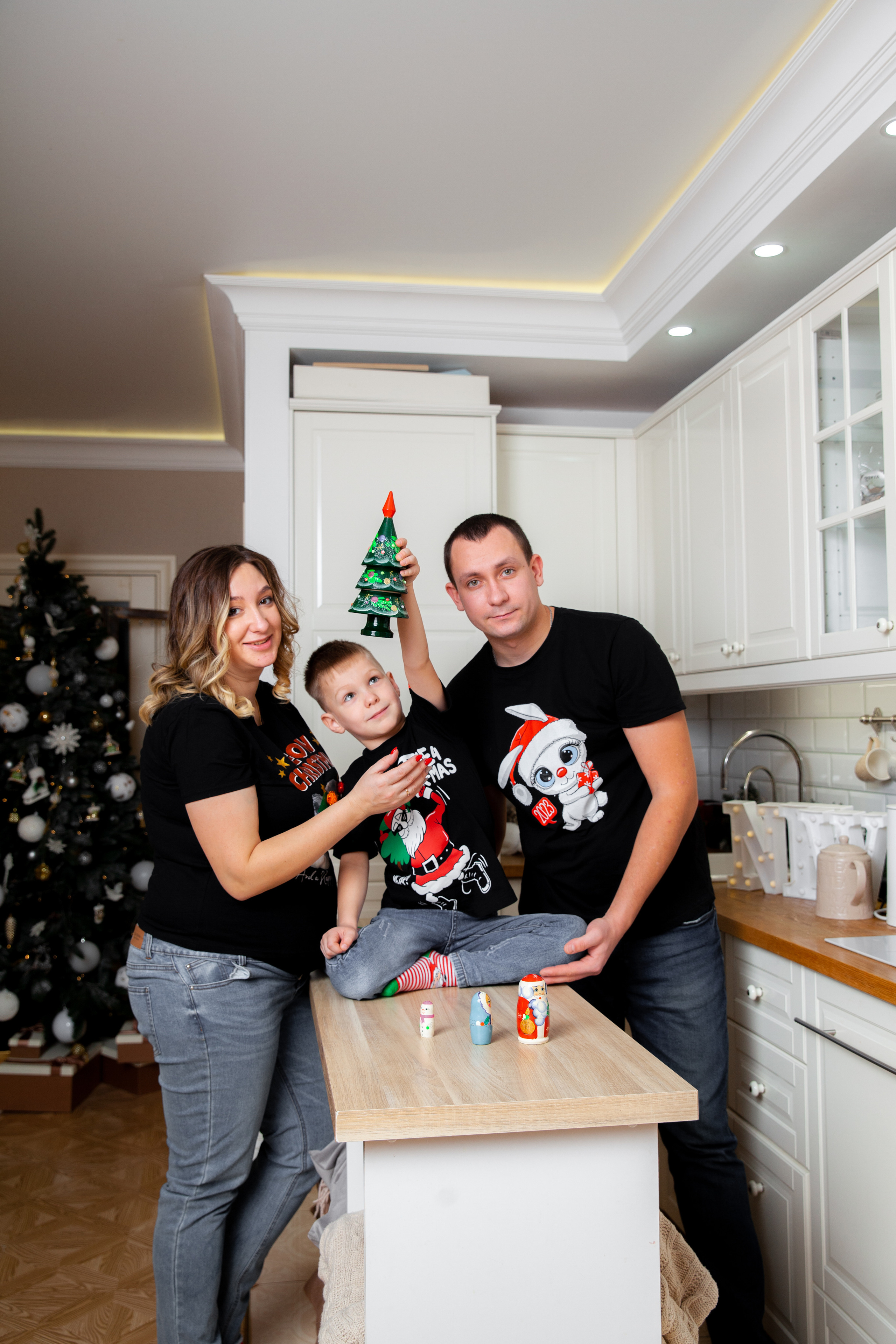 Новогодняя семейная фотосессия для Анастасии. Фотограф в Железнодорожном и Балашихе