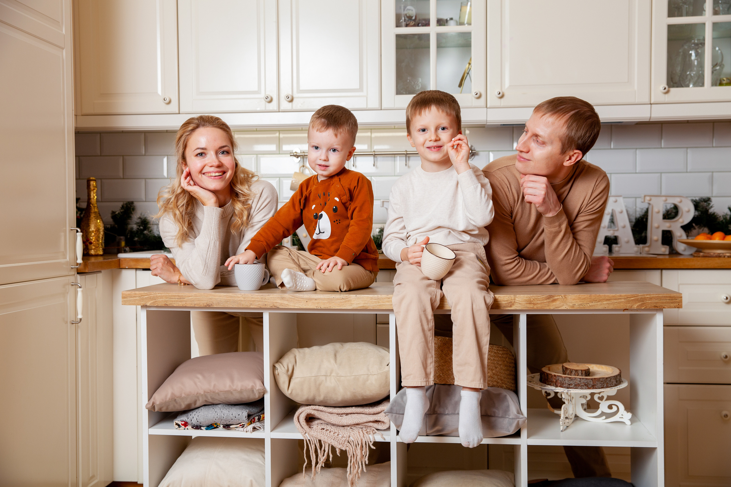 Новогодняя семейная фотосессия. Фотограф в Железнодорожном и Балашихе