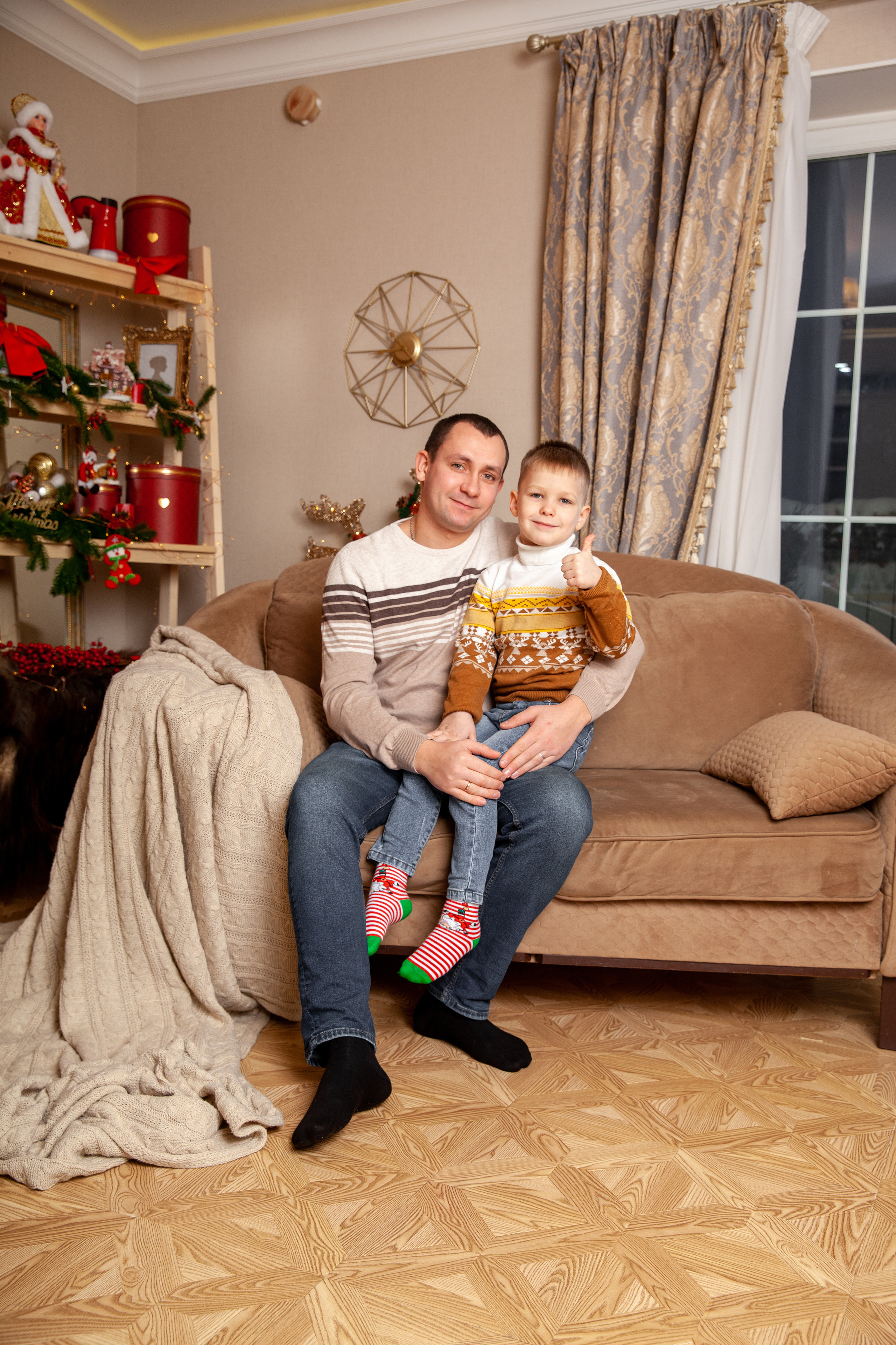 Новогодняя семейная фотосессия для Анастасии. Фотограф в Железнодорожном и Балашихе