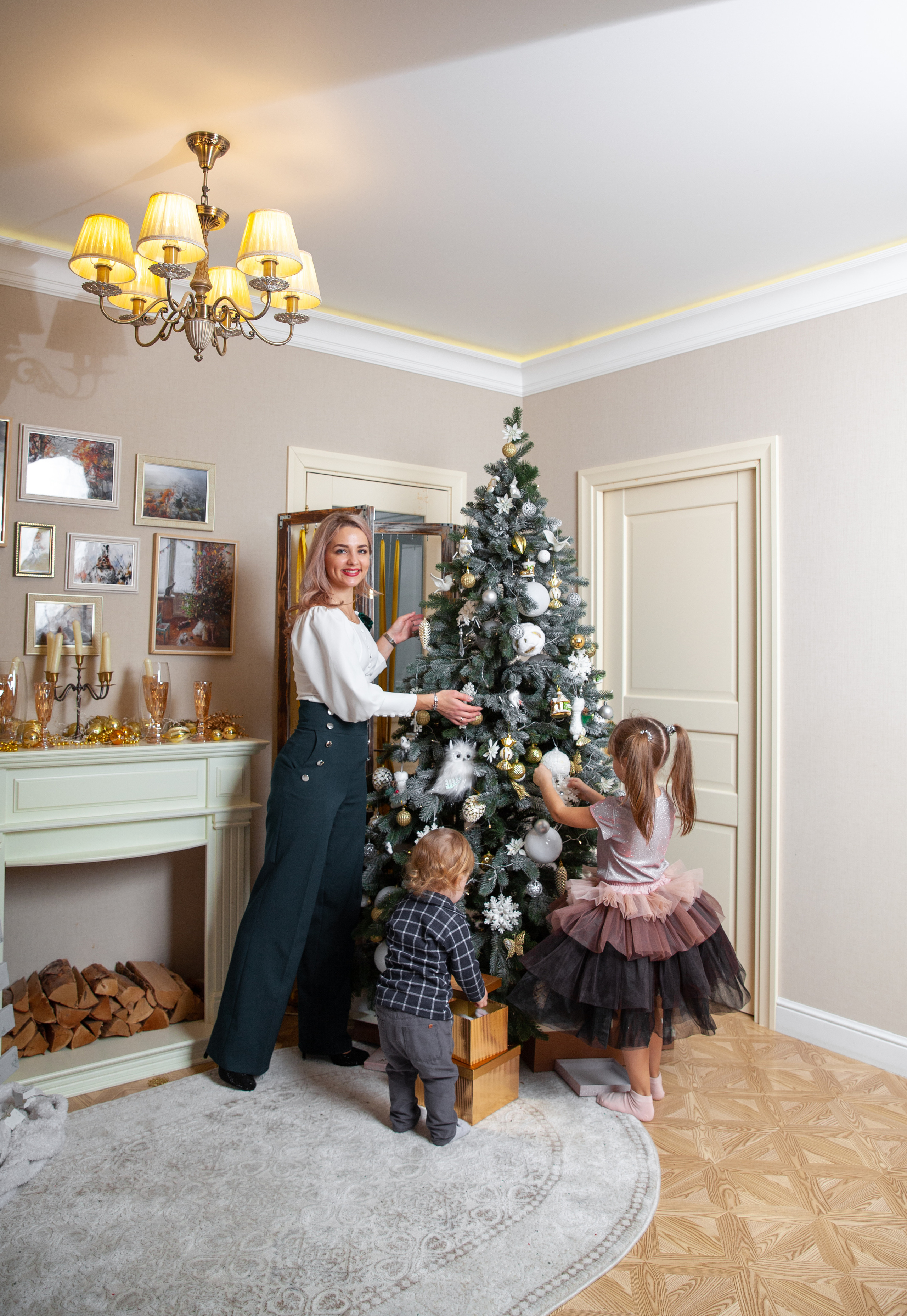 Мария с малышами. Новогодняя фотосессия. Фотограф в Железнодорожном и Балашихе