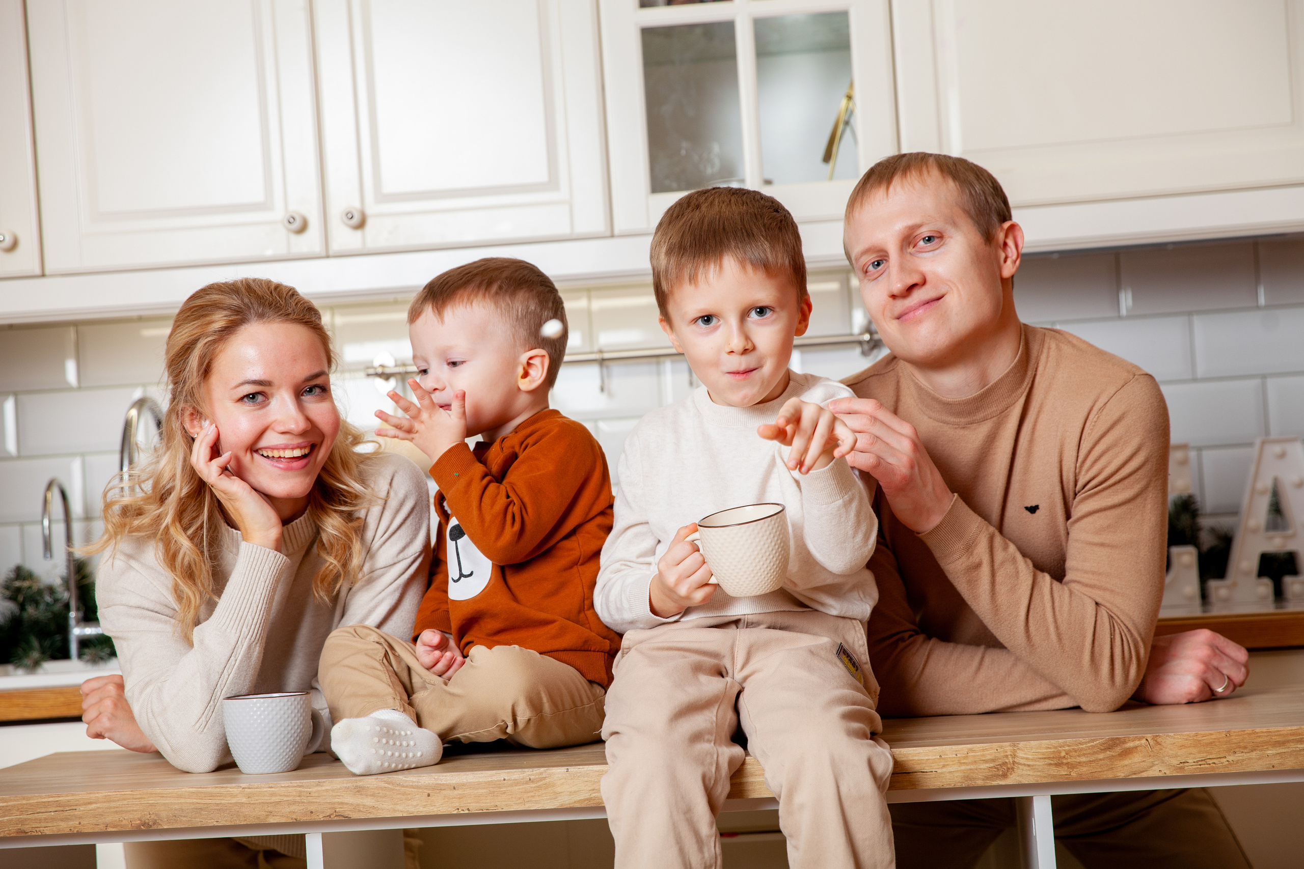 Новогодняя семейная фотосессия. Фотограф в Железнодорожном и Балашихе