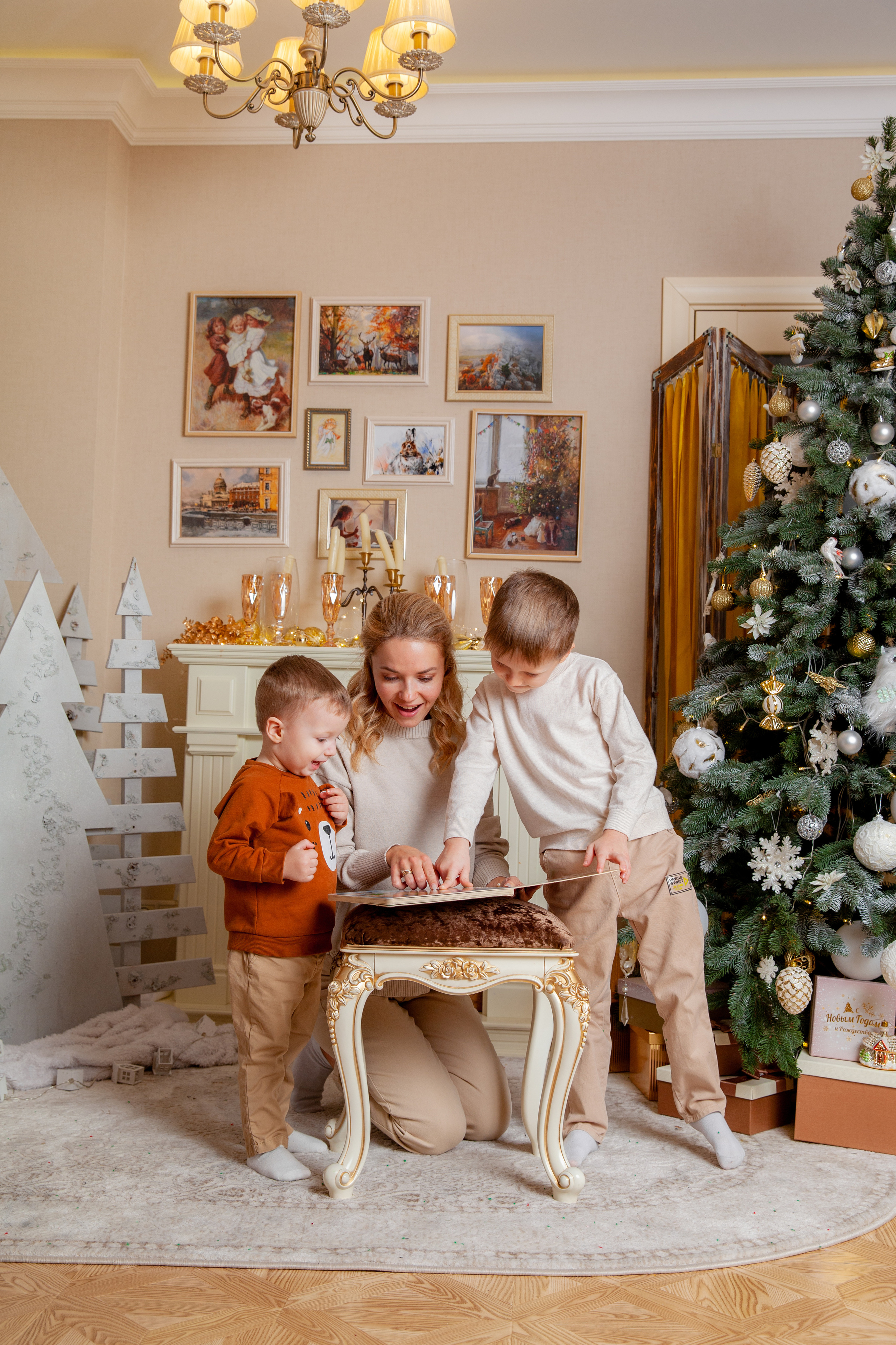Новогодняя семейная фотосессия. Фотограф в Железнодорожном и Балашихе