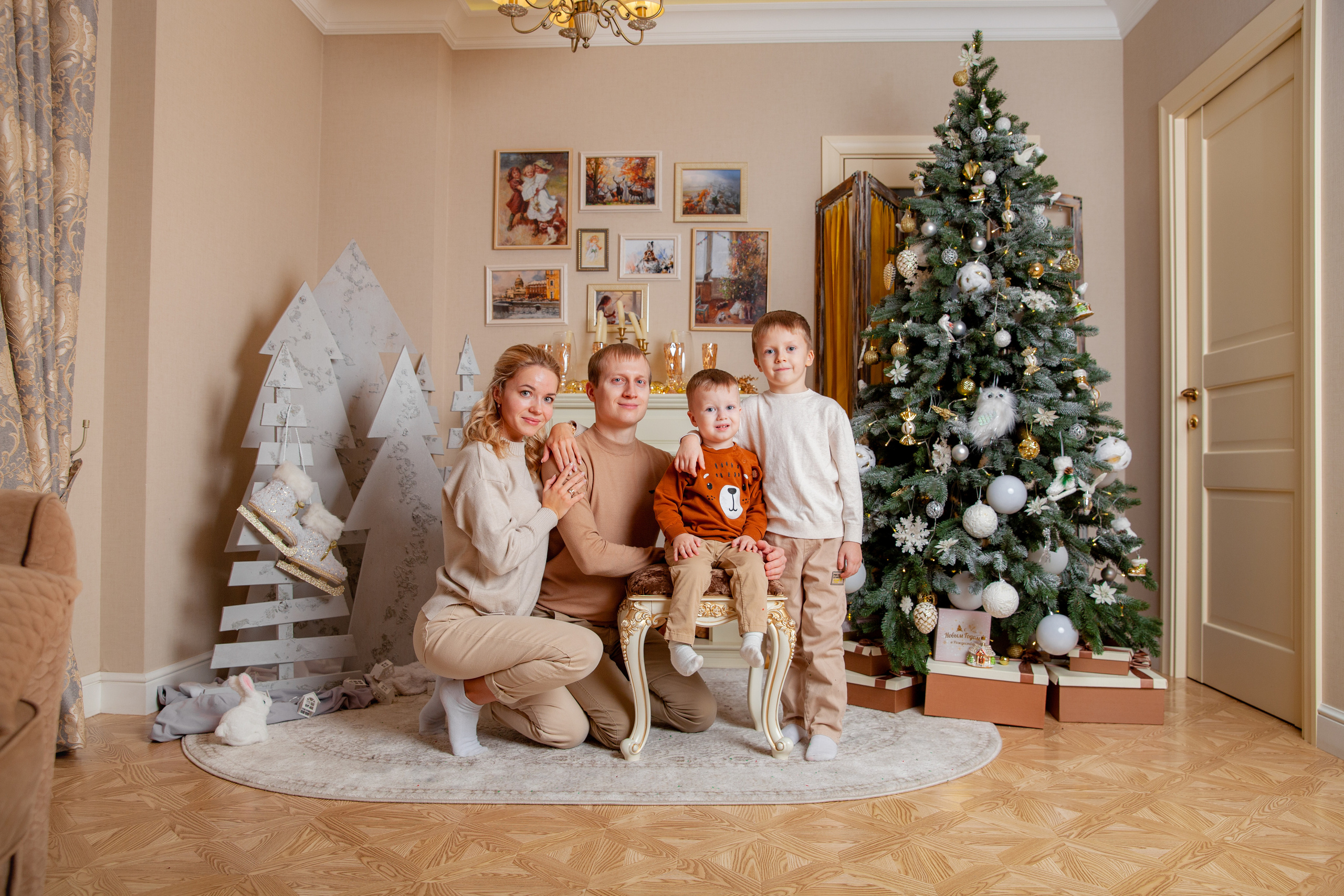 Новогодняя семейная фотосессия. Фотограф в Железнодорожном и Балашихе