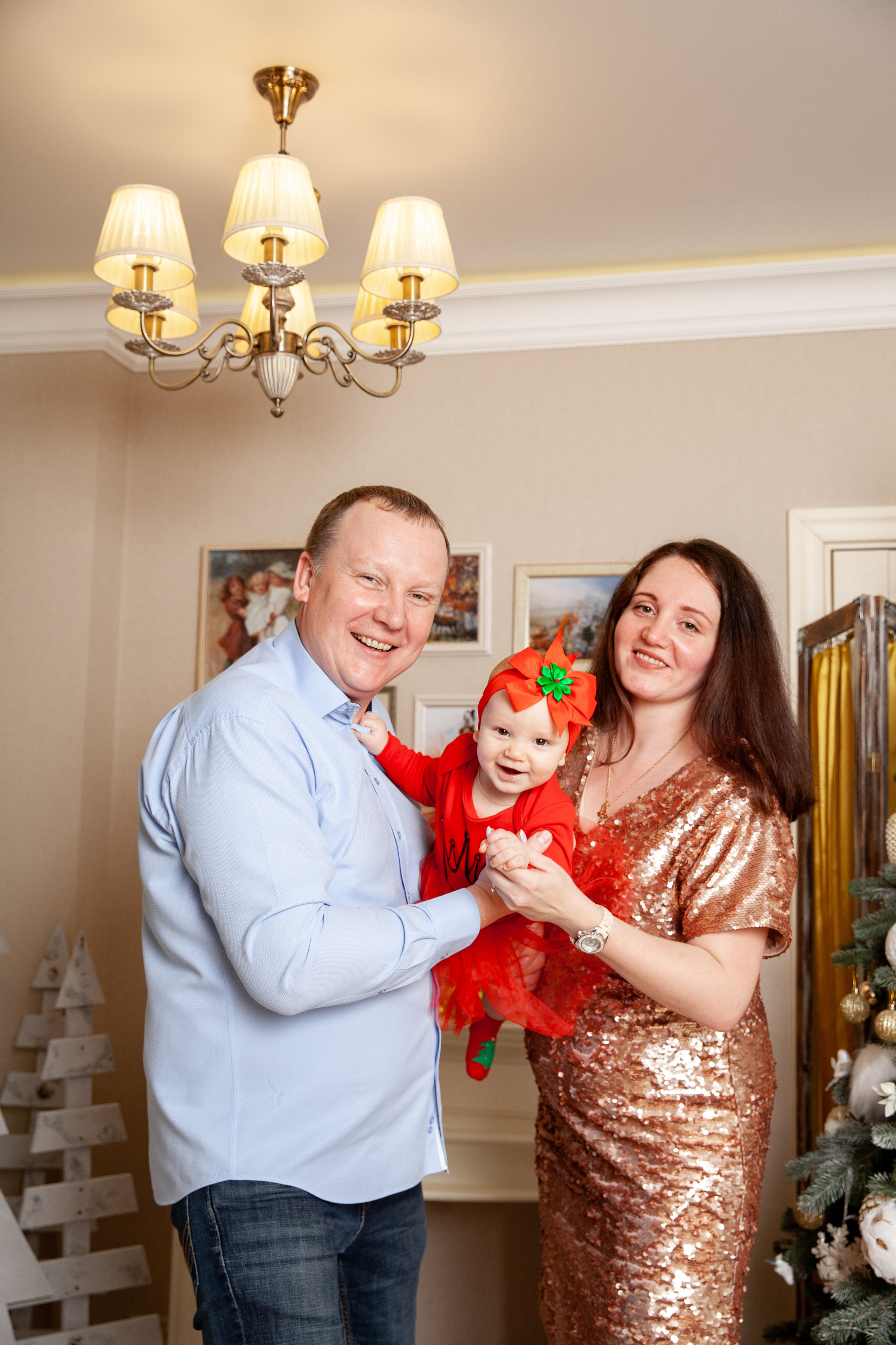 Новый год маленькой Ксюши и родителей. Фотограф в Железнодорожном и Балашихе