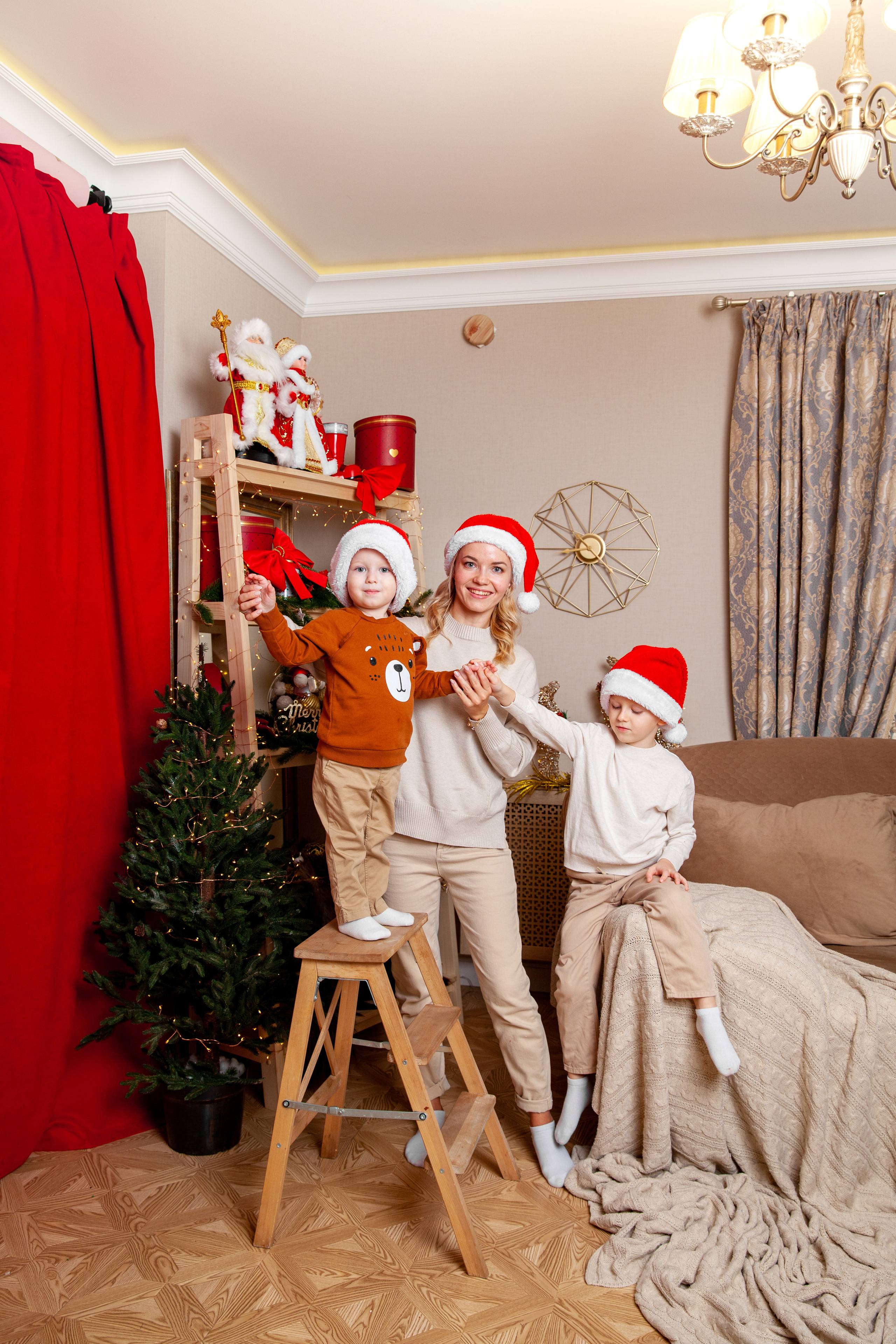 Новогодняя семейная фотосессия. Фотограф в Железнодорожном и Балашихе