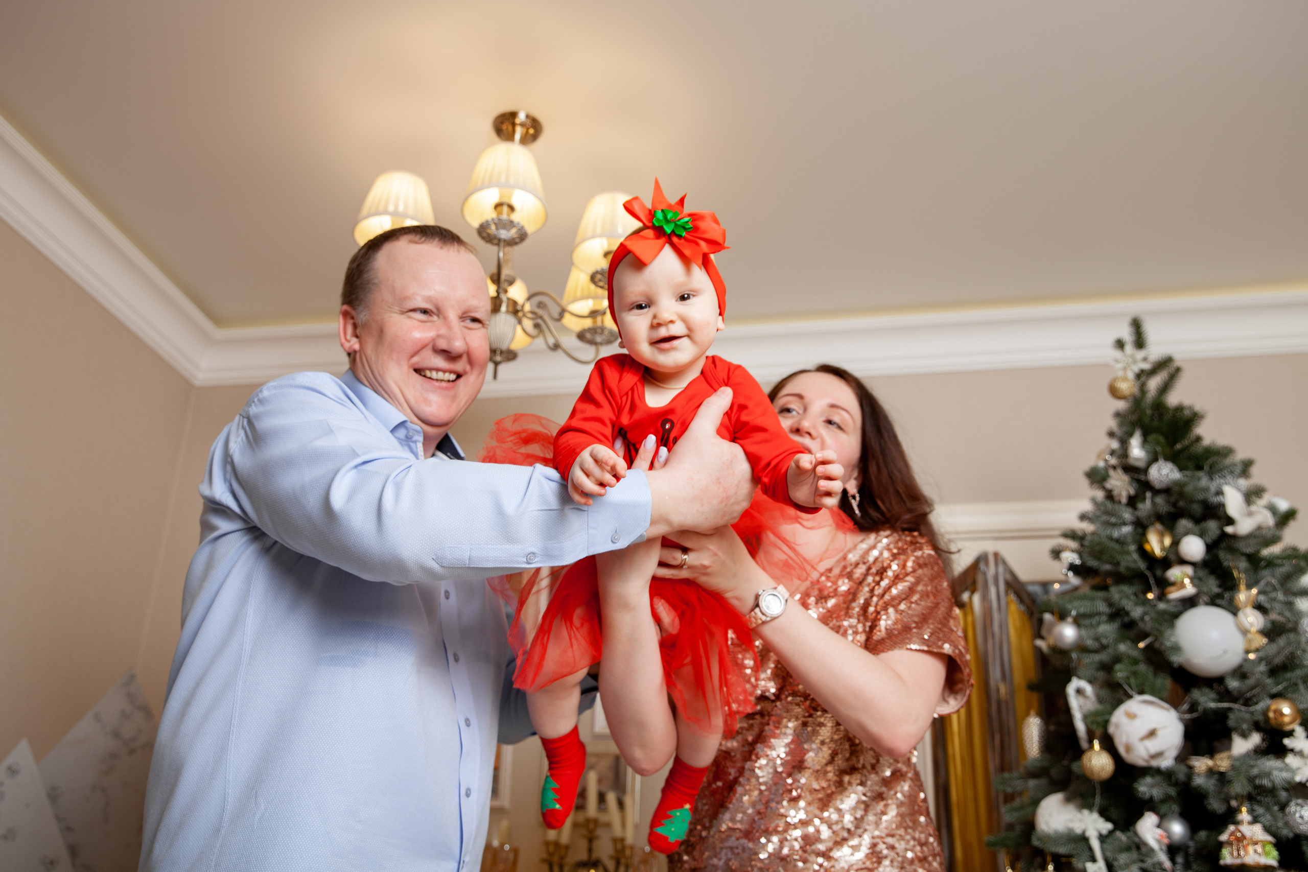 Новый год маленькой Ксюши и родителей. Фотограф в Железнодорожном и Балашихе