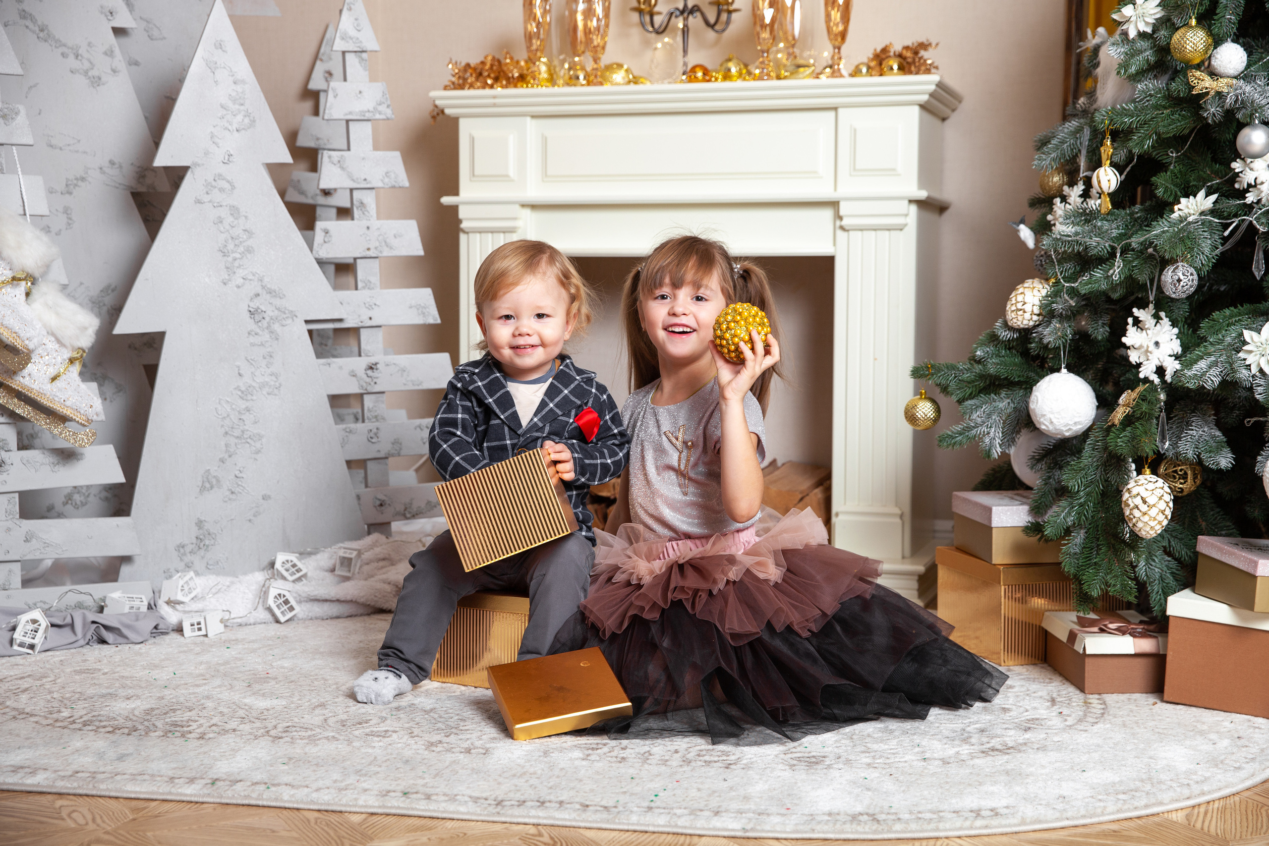 Мария с малышами. Новогодняя фотосессия. Фотограф в Железнодорожном и Балашихе
