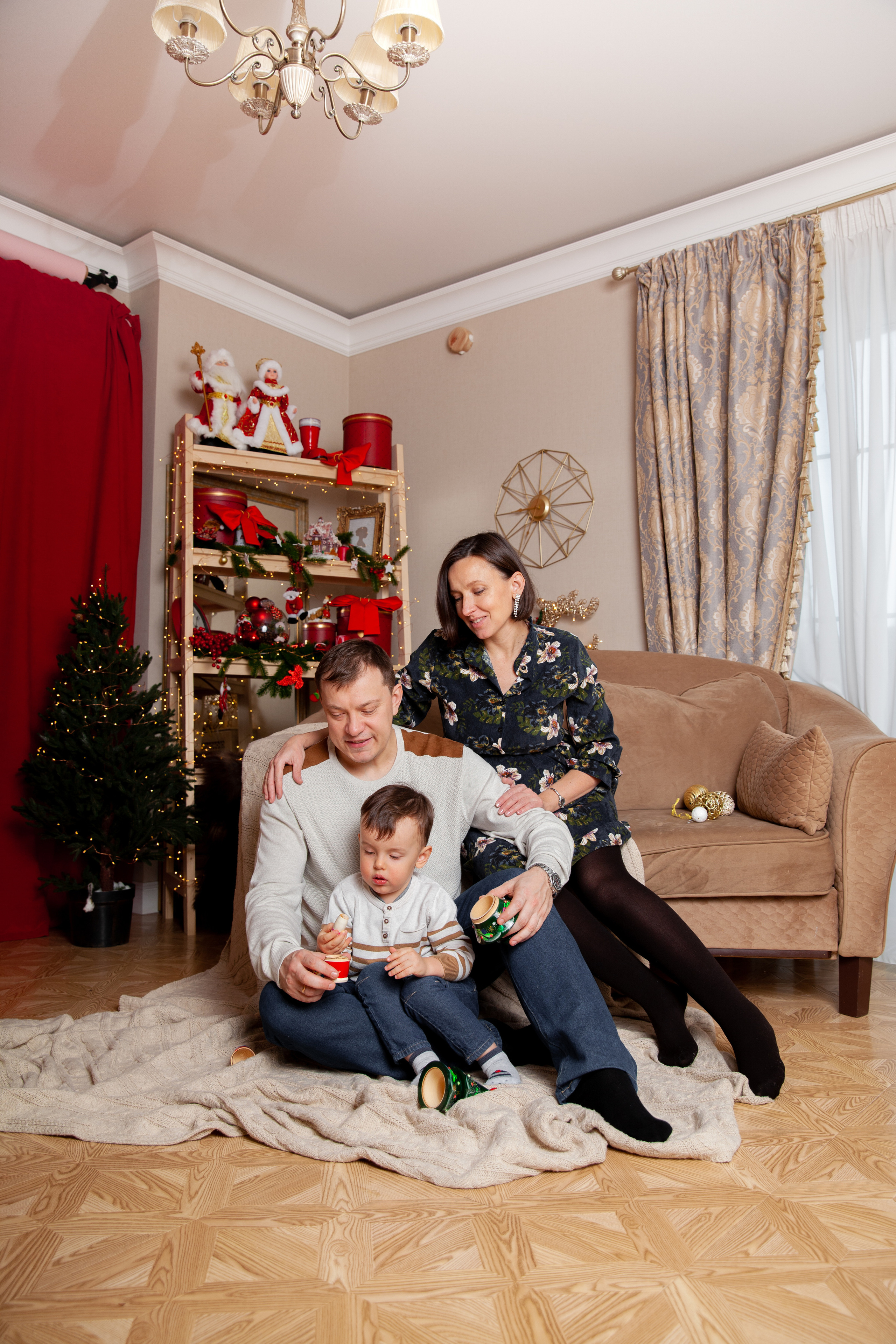 Новогодняя фотосессия беременности для Светланы. Фотограф в Железнодорожном и Балашихе