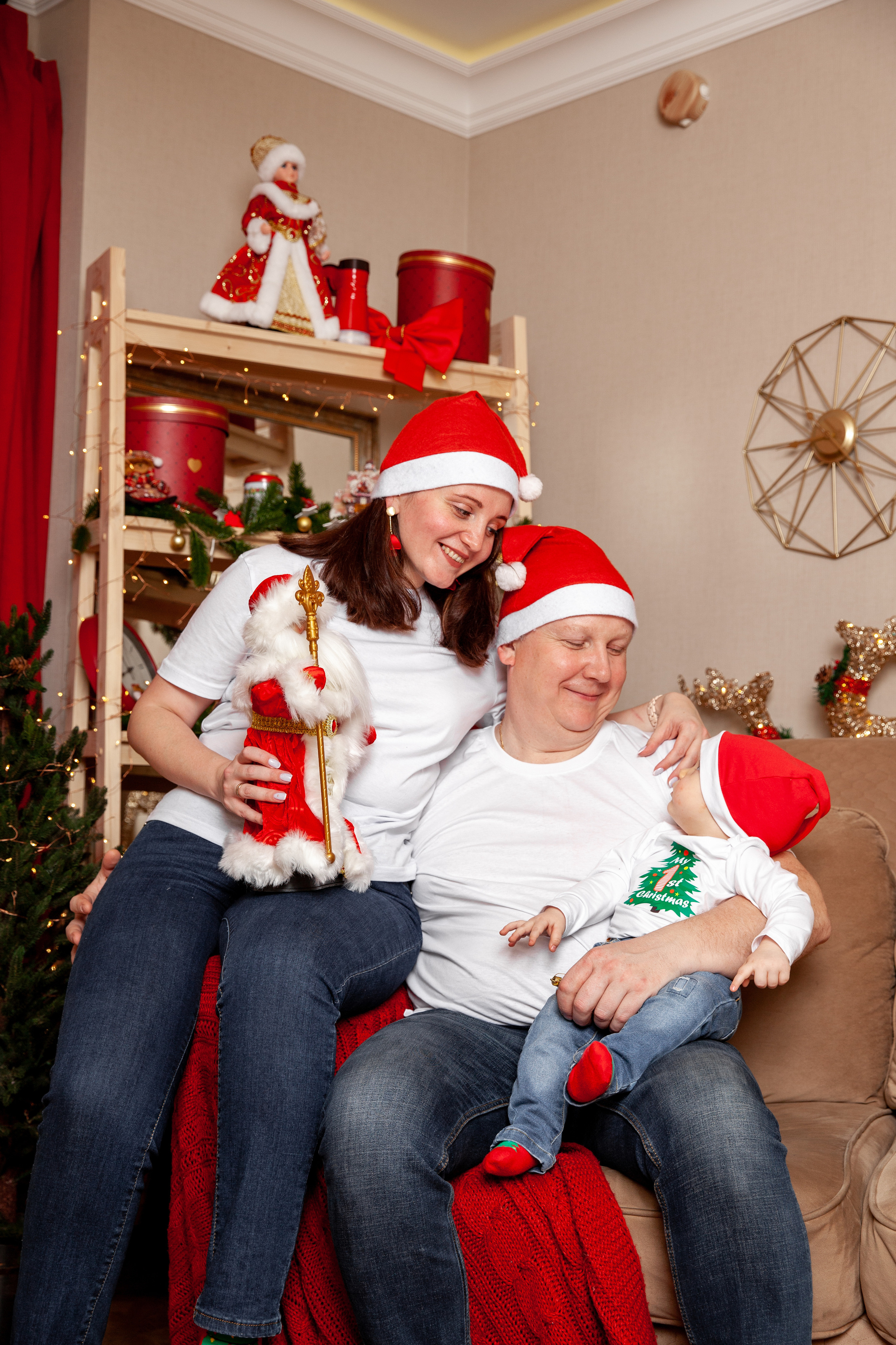 Новый год маленькой Ксюши и родителей. Фотограф в Железнодорожном и Балашихе