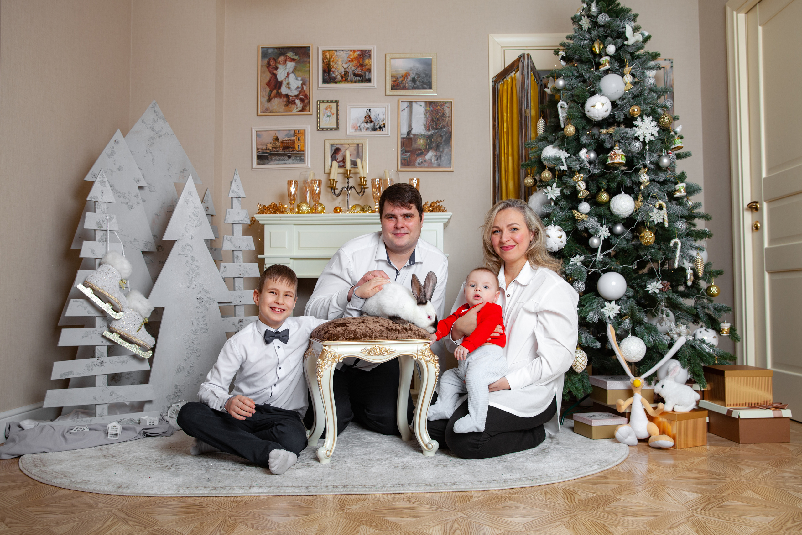 Новогодняя фотосессия для Оли и семьи. Фотограф в Железнодорожном и Балашихе