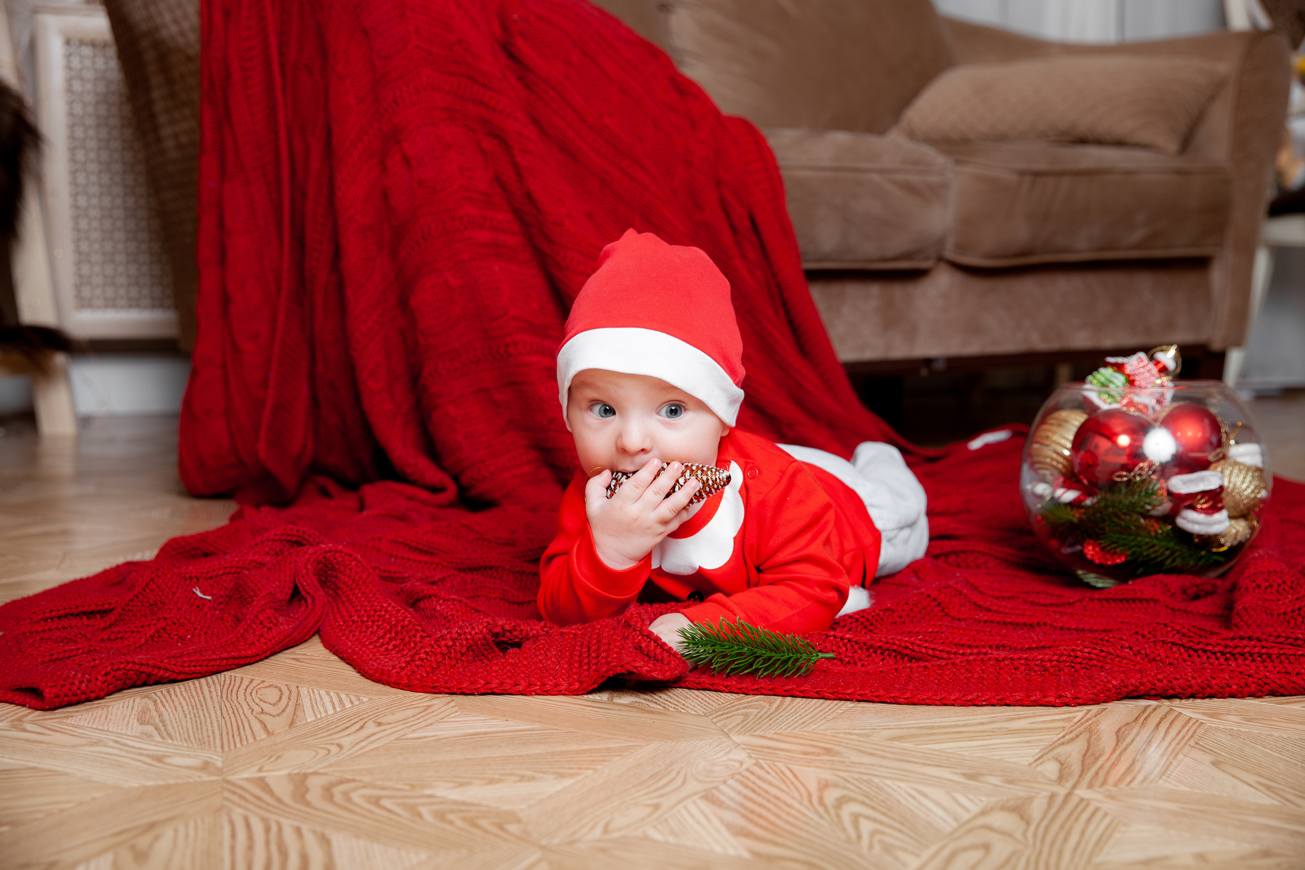 Новогодняя фотосессия для Оли и семьи. Фотограф в Железнодорожном и Балашихе