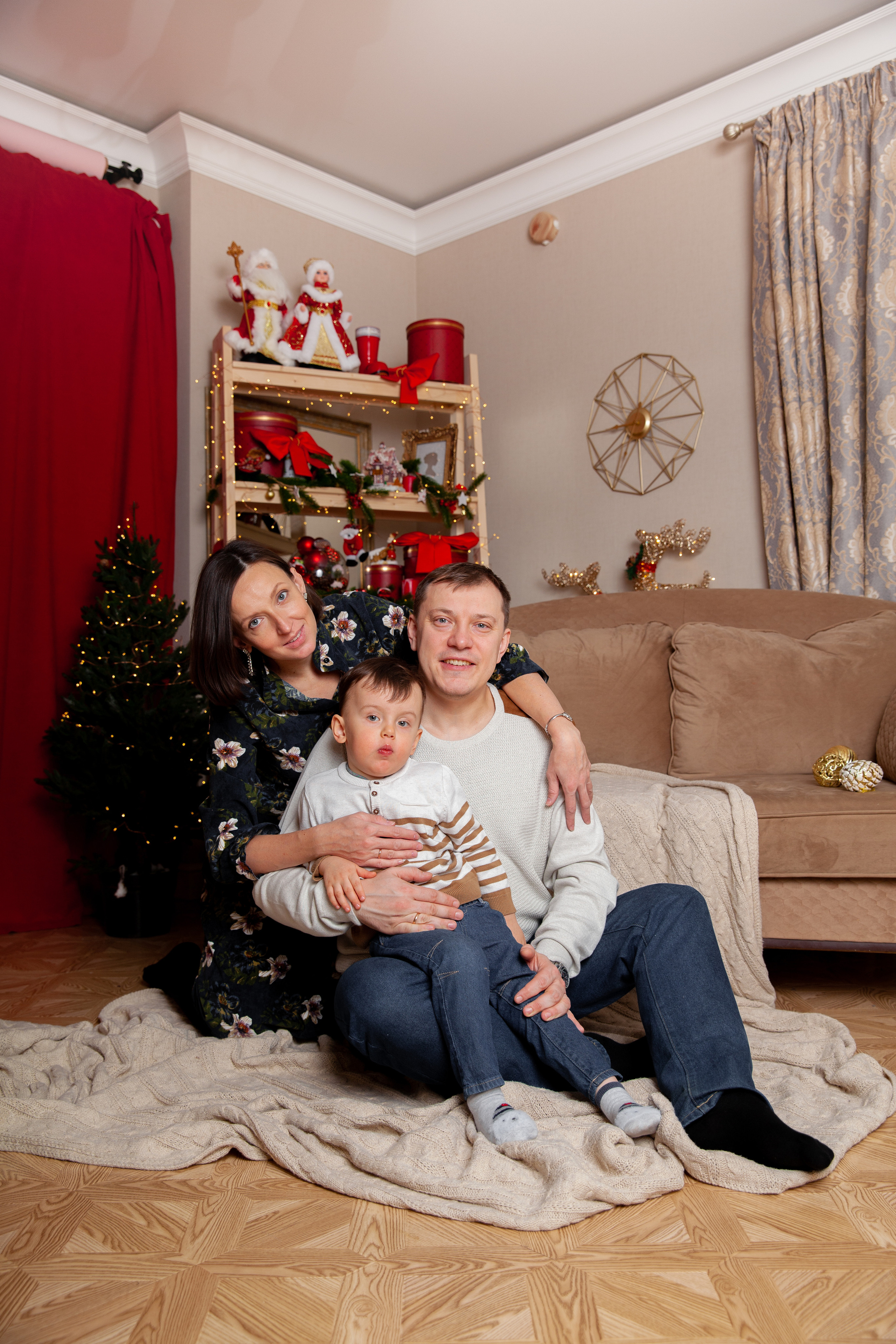 Новогодняя фотосессия беременности для Светланы. Фотограф в Железнодорожном и Балашихе