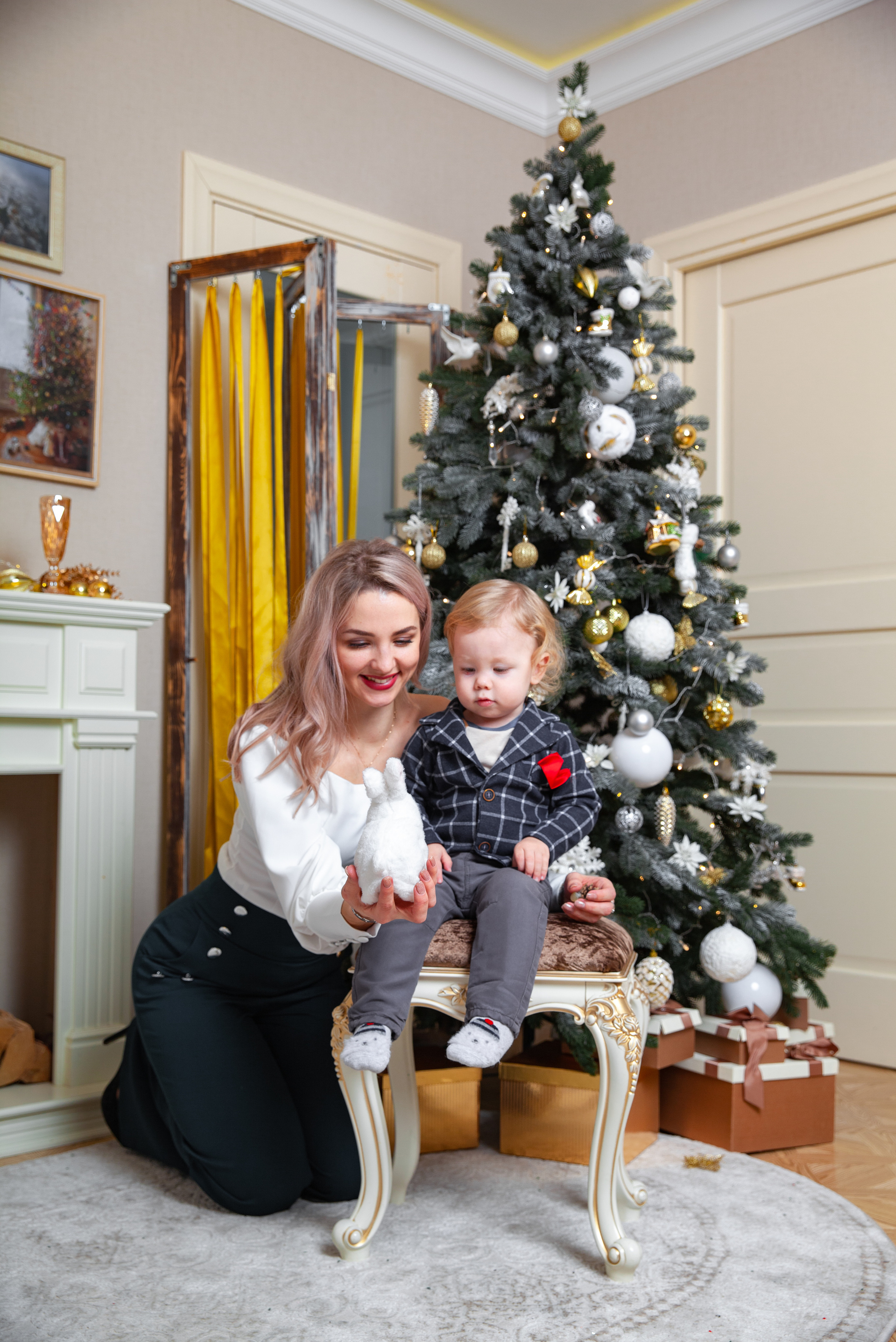 Мария с малышами. Новогодняя фотосессия. Фотограф в Железнодорожном и Балашихе