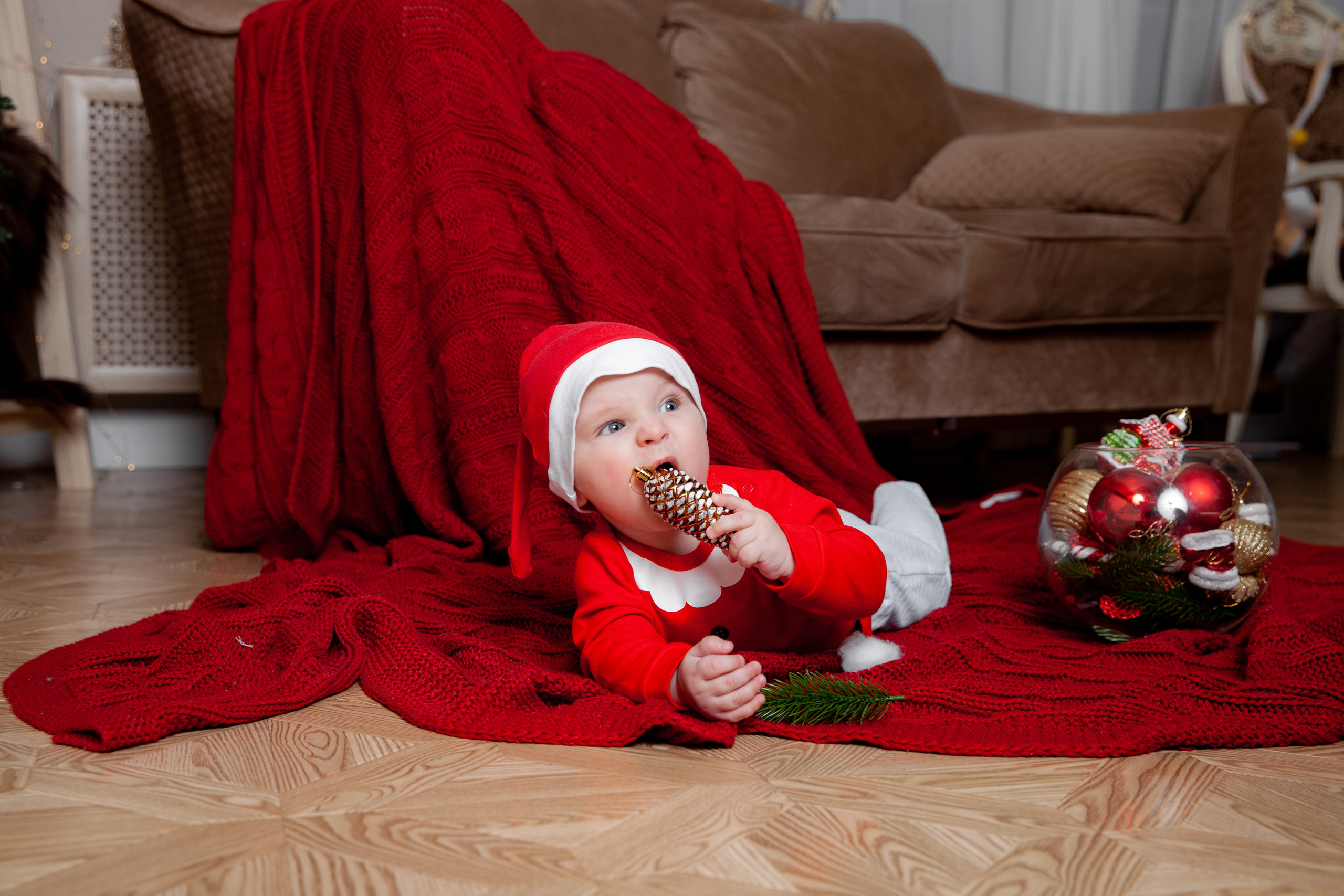 Новогодняя фотосессия для Оли и семьи. Фотограф в Железнодорожном и Балашихе