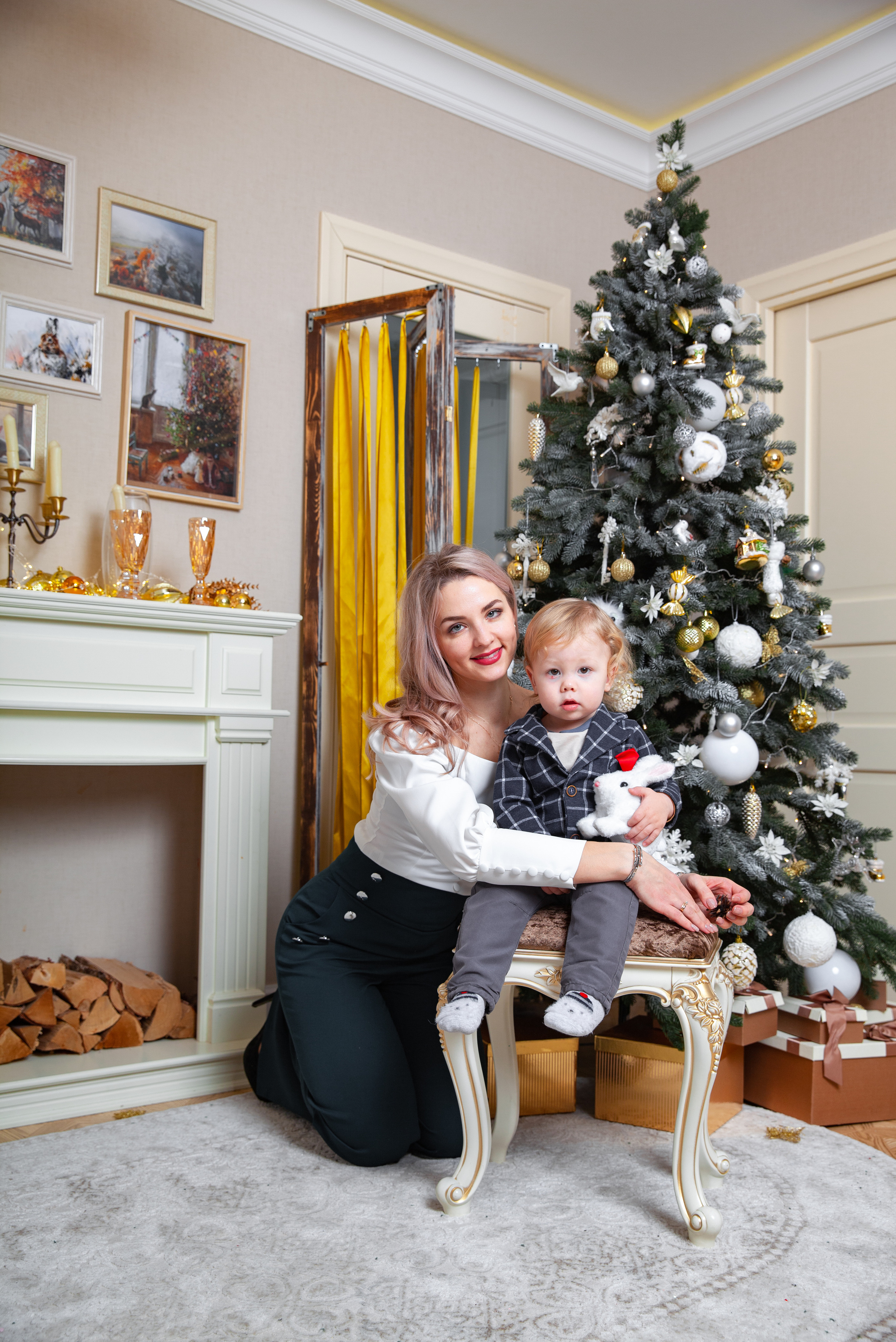 Мария с малышами. Новогодняя фотосессия. Фотограф в Железнодорожном и Балашихе