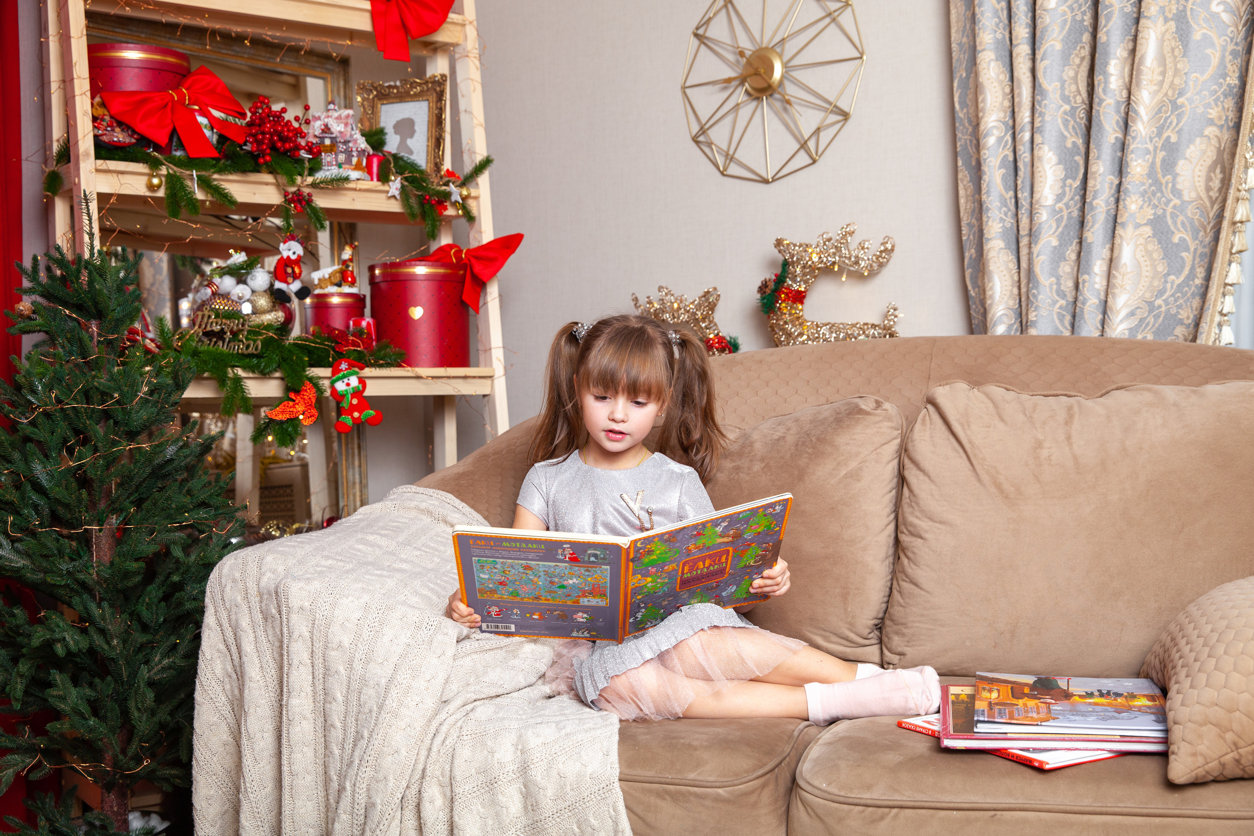 Мария с малышами. Новогодняя фотосессия. Фотограф в Железнодорожном и Балашихе