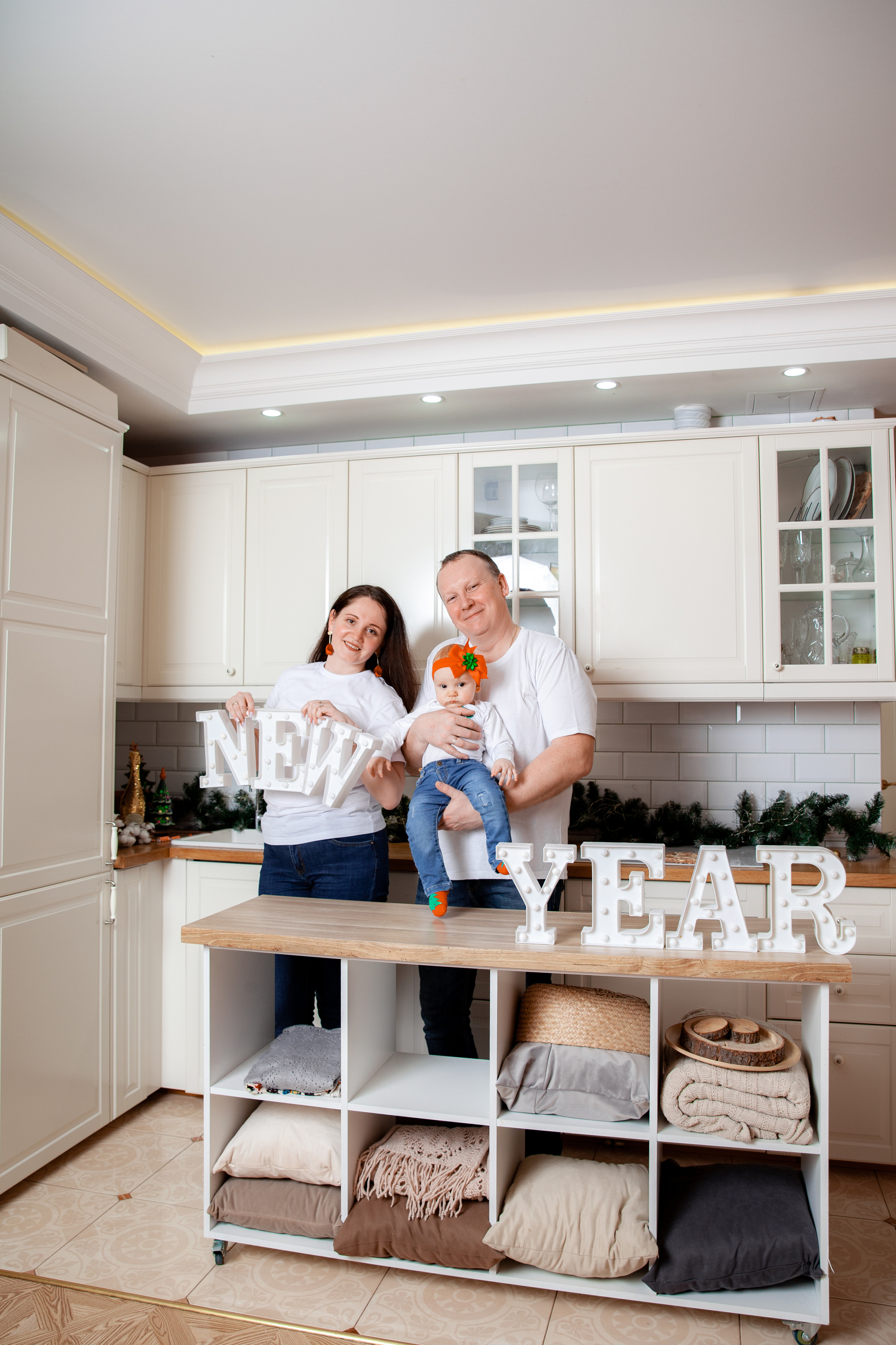 Новый год маленькой Ксюши и родителей. Фотограф в Железнодорожном и Балашихе