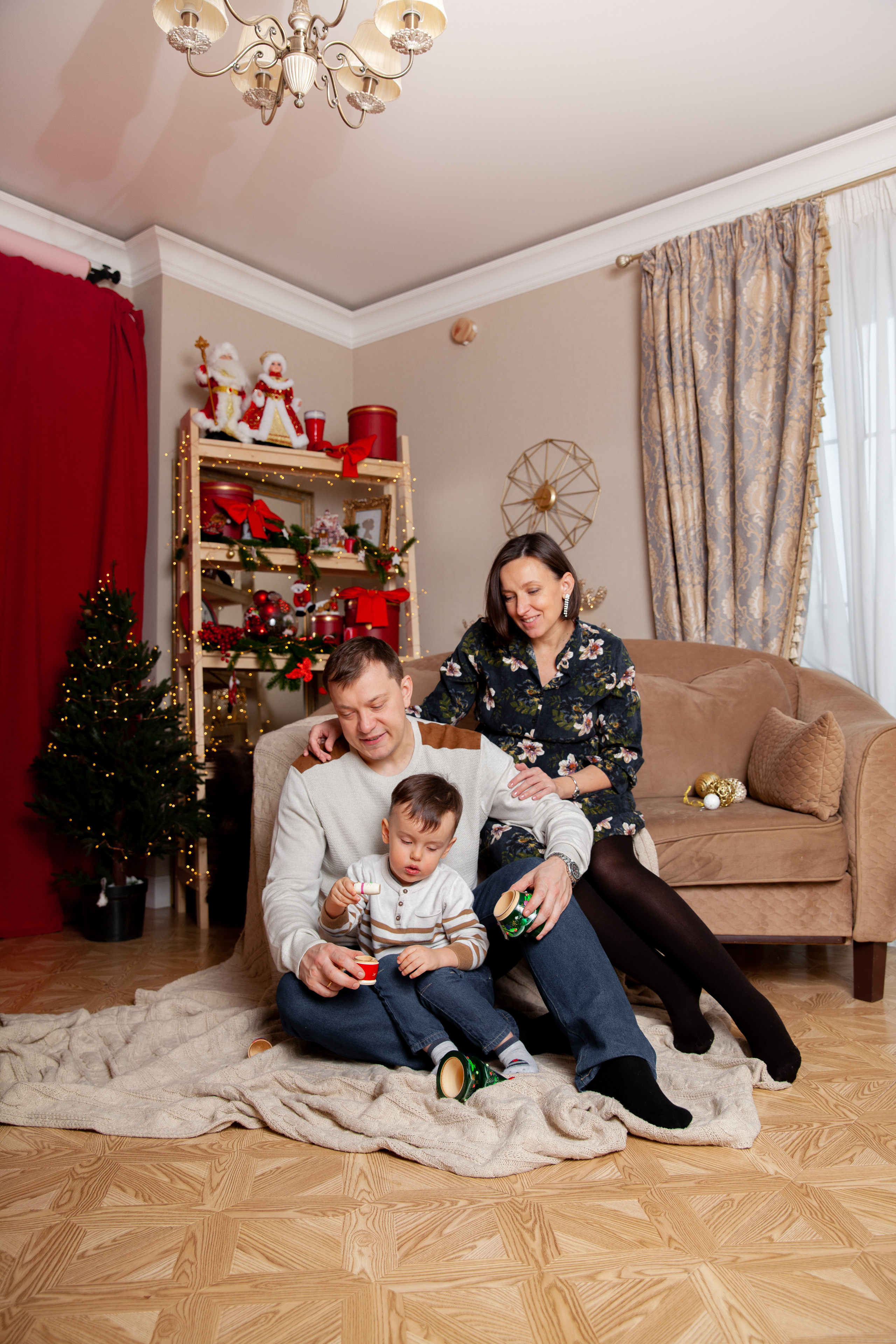 Новогодняя фотосессия беременности для Светланы. Фотограф в Железнодорожном и Балашихе