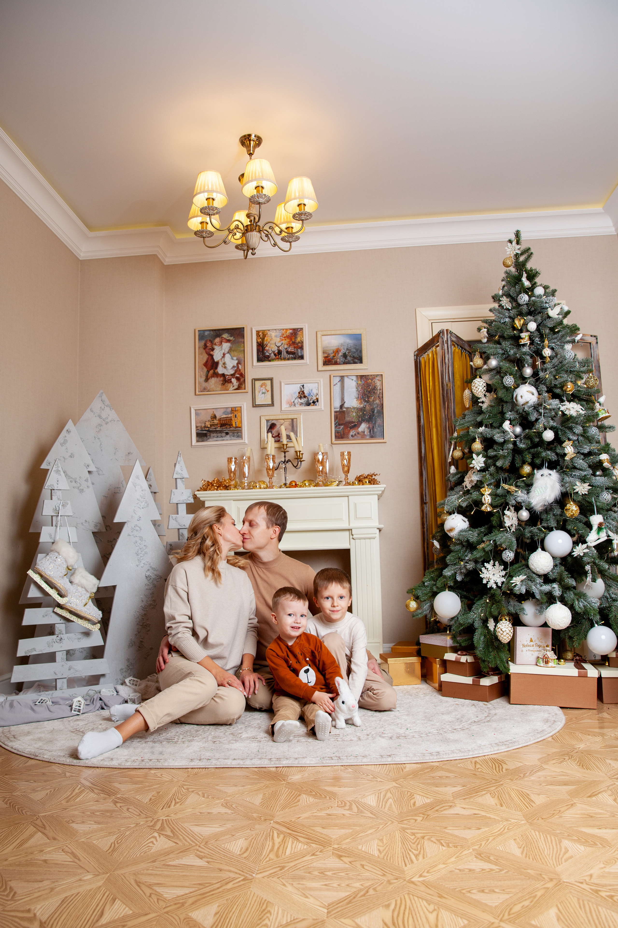 Новогодняя семейная фотосессия. Фотограф в Железнодорожном и Балашихе