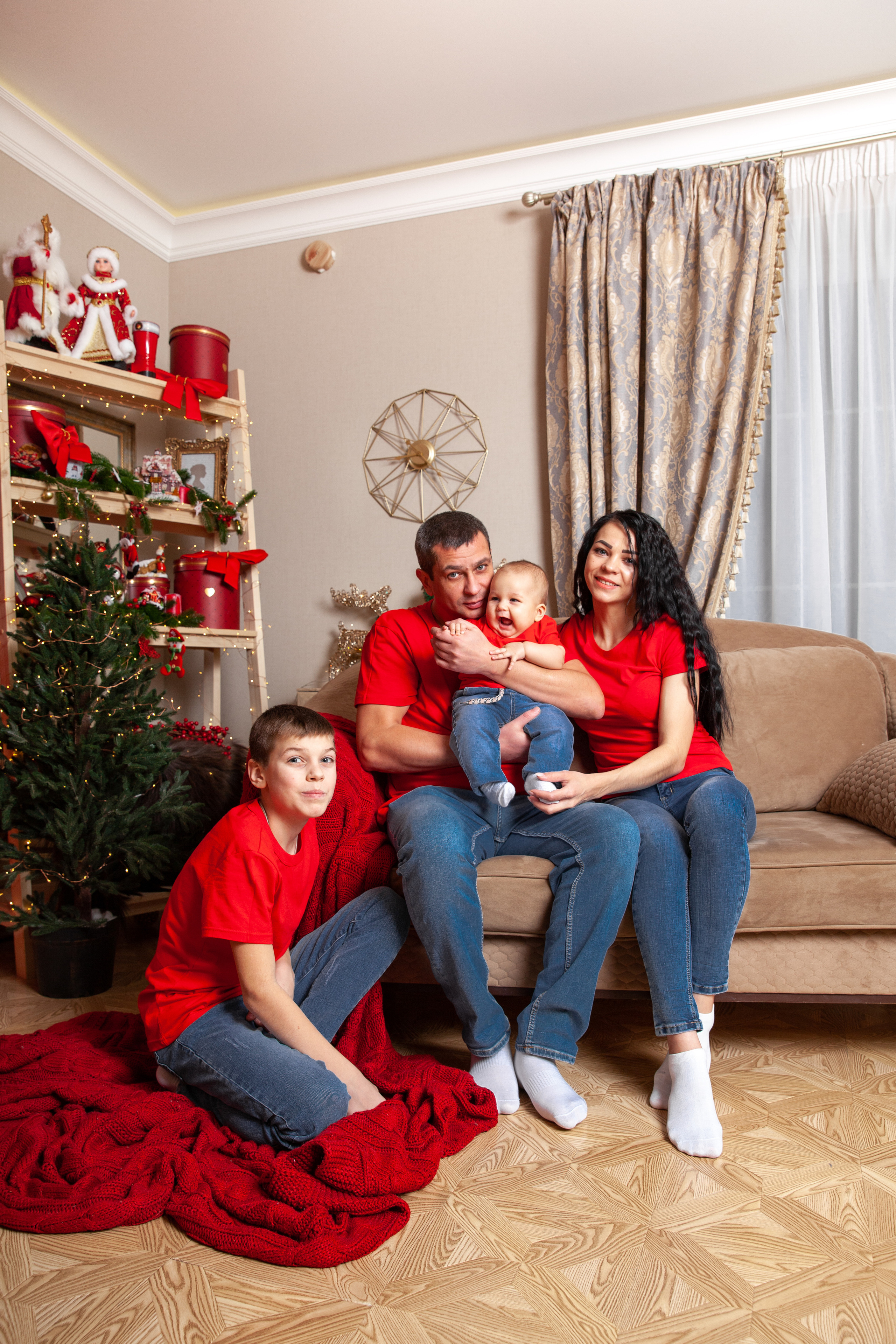 Анна. Новогодняя семейная фотосессия. Фотограф в Железнодорожном и Балашихе