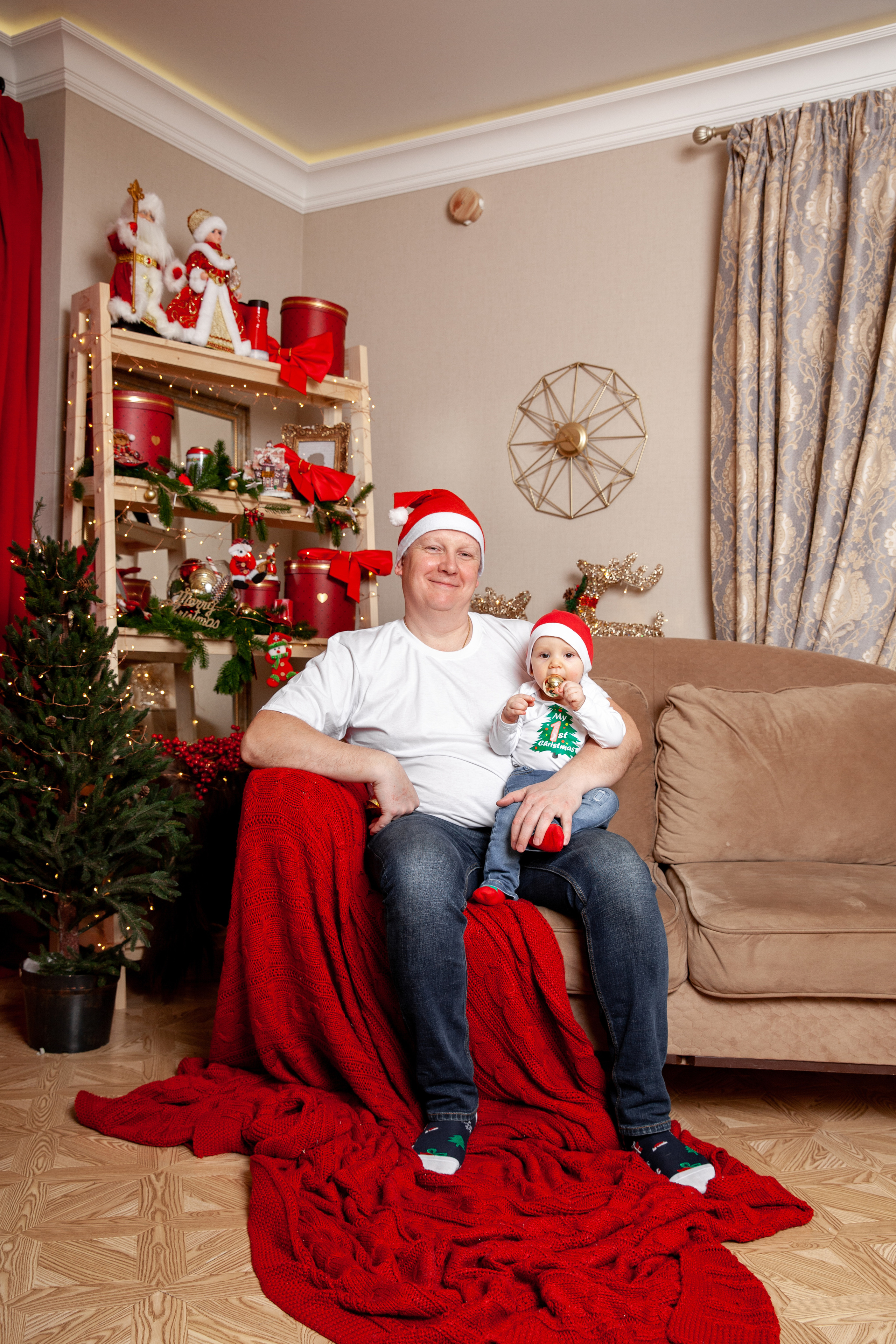Новый год маленькой Ксюши и родителей. Фотограф в Железнодорожном и Балашихе