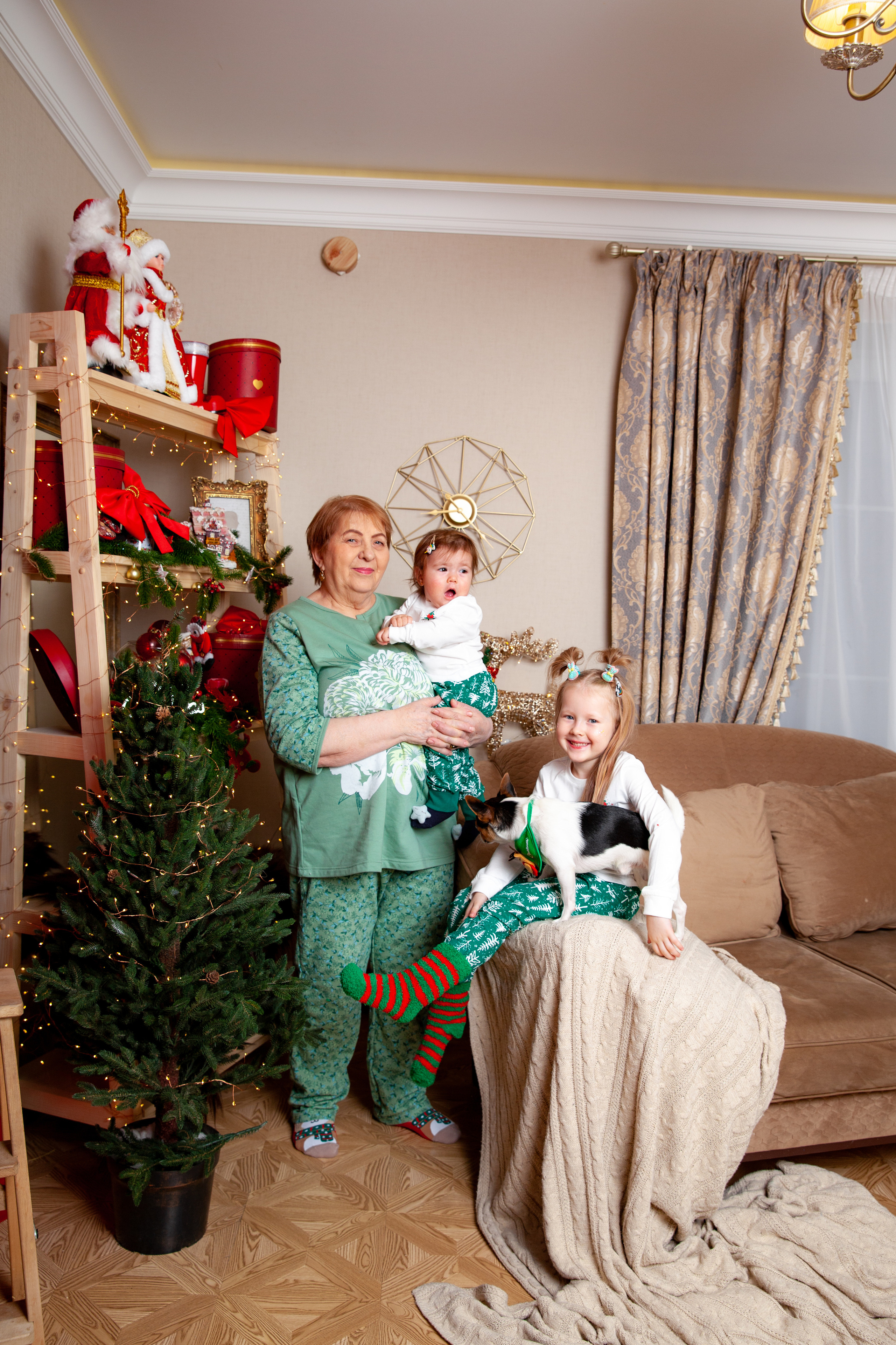 Надя, Макс, Аня, Настя, бабушка и Лаки. Фотограф в Железнодорожном и Балашихе