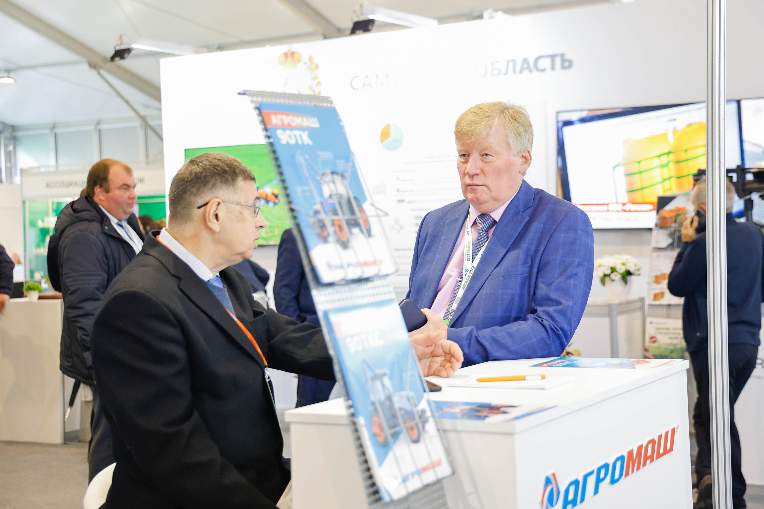 Выставка и Форум. Фотограф и видеограф — Москва