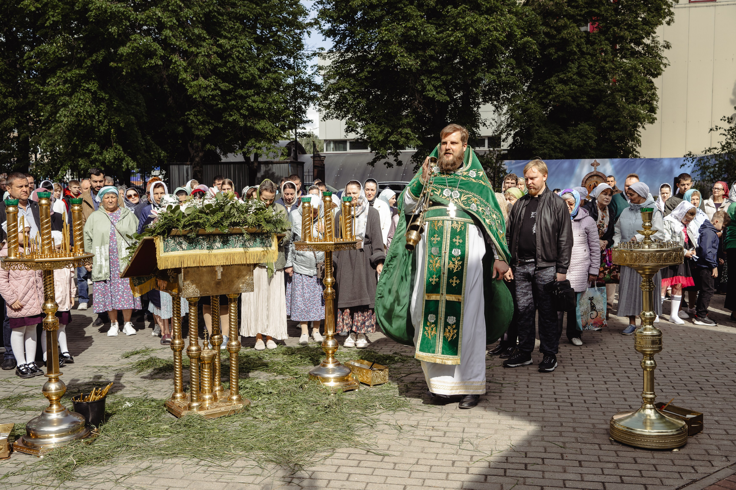 Престольный праздник в храме Троицы Живоначальной. Фотограф Москва/Подмосковье