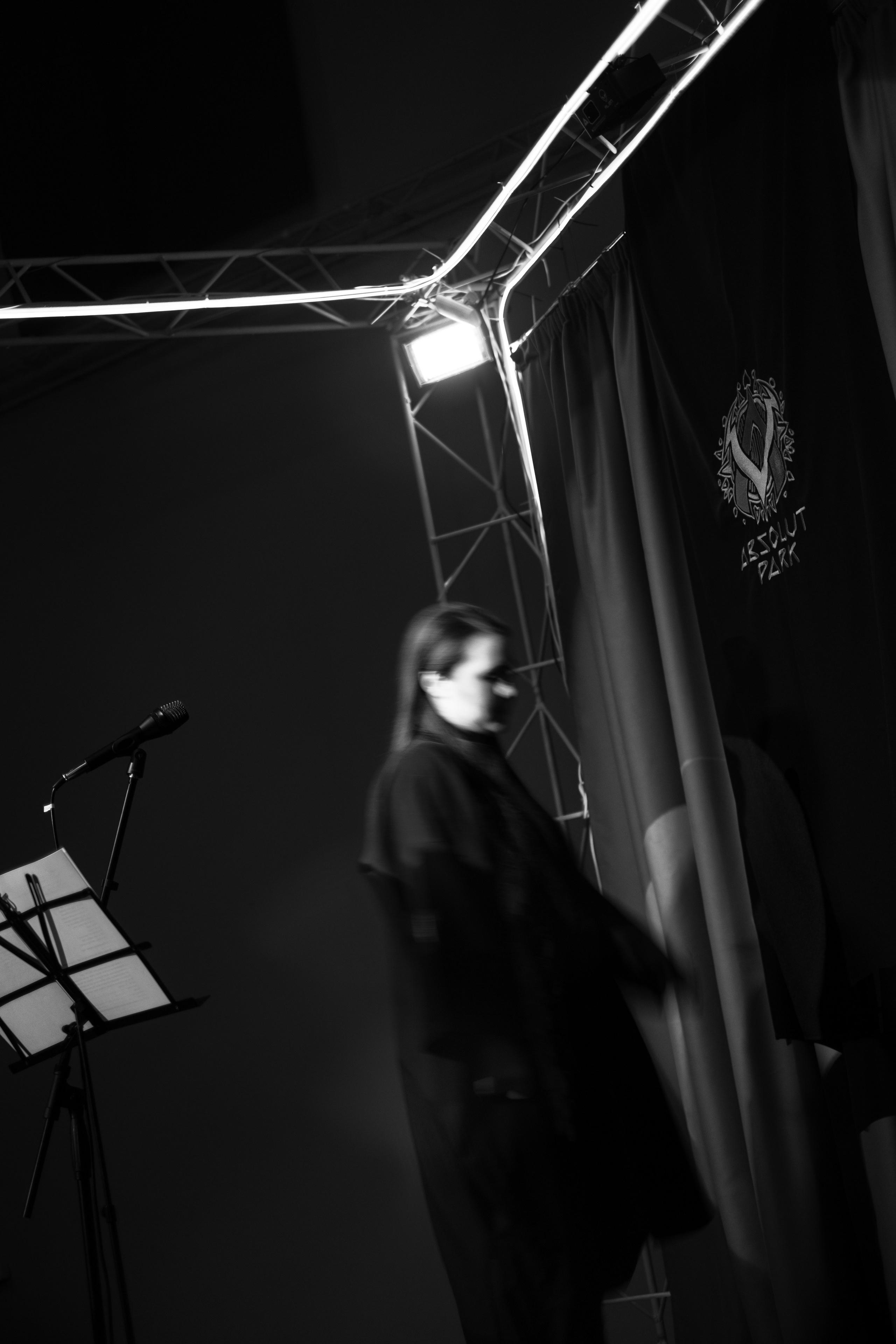 ЛЮБА: съемка спектакля | Проведение корпоративных съемок Новосибирск. Ксения Ильиных — Фотограф в Новосибирске