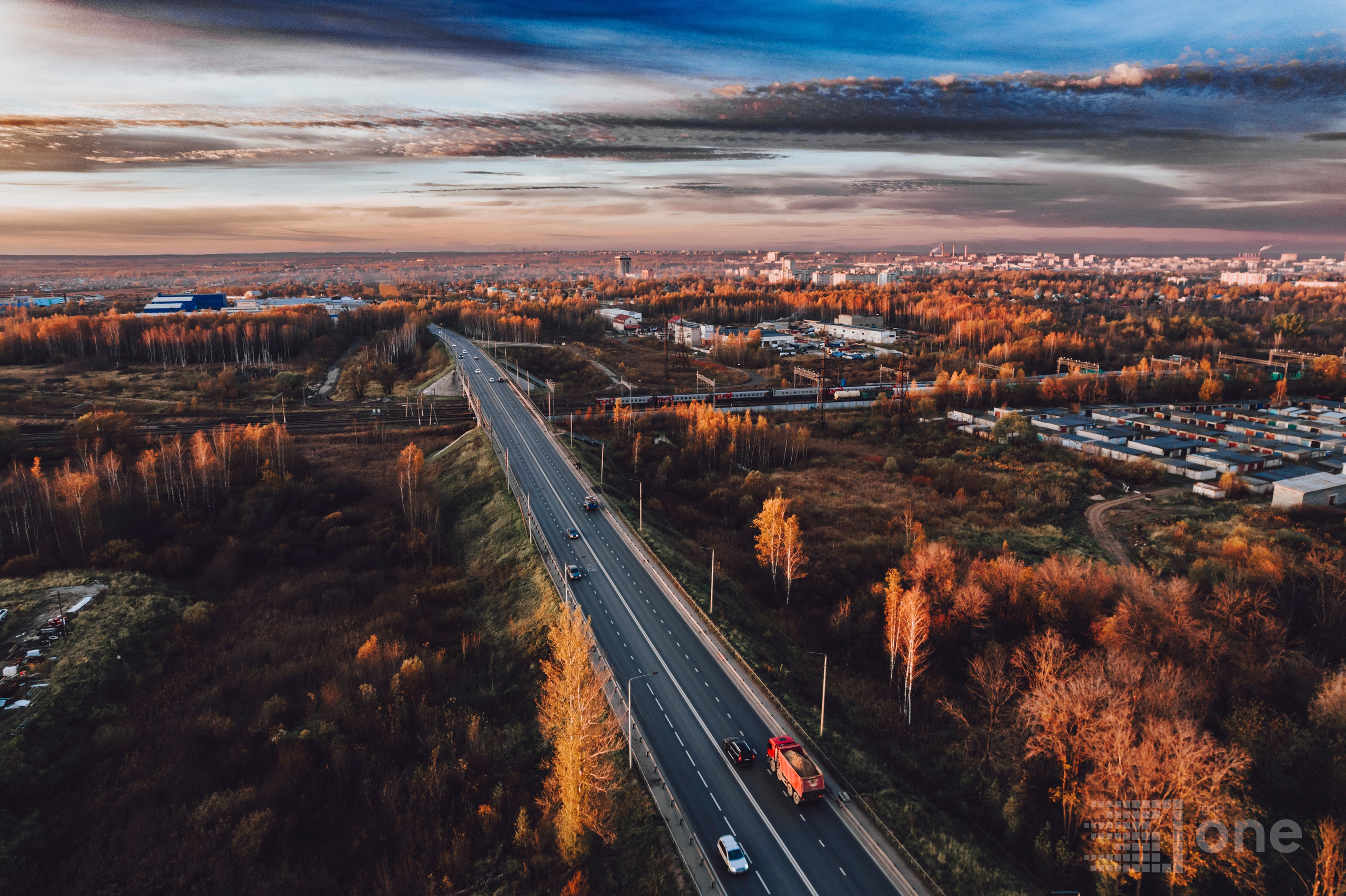 Аэросъёмка в Ярославле дрон квадрокоптер — портфолио Грибов Медиа. Фото и видеосъёмка в Ярославле | Грибов Медиа контент студия  — от 2500 ₽/час