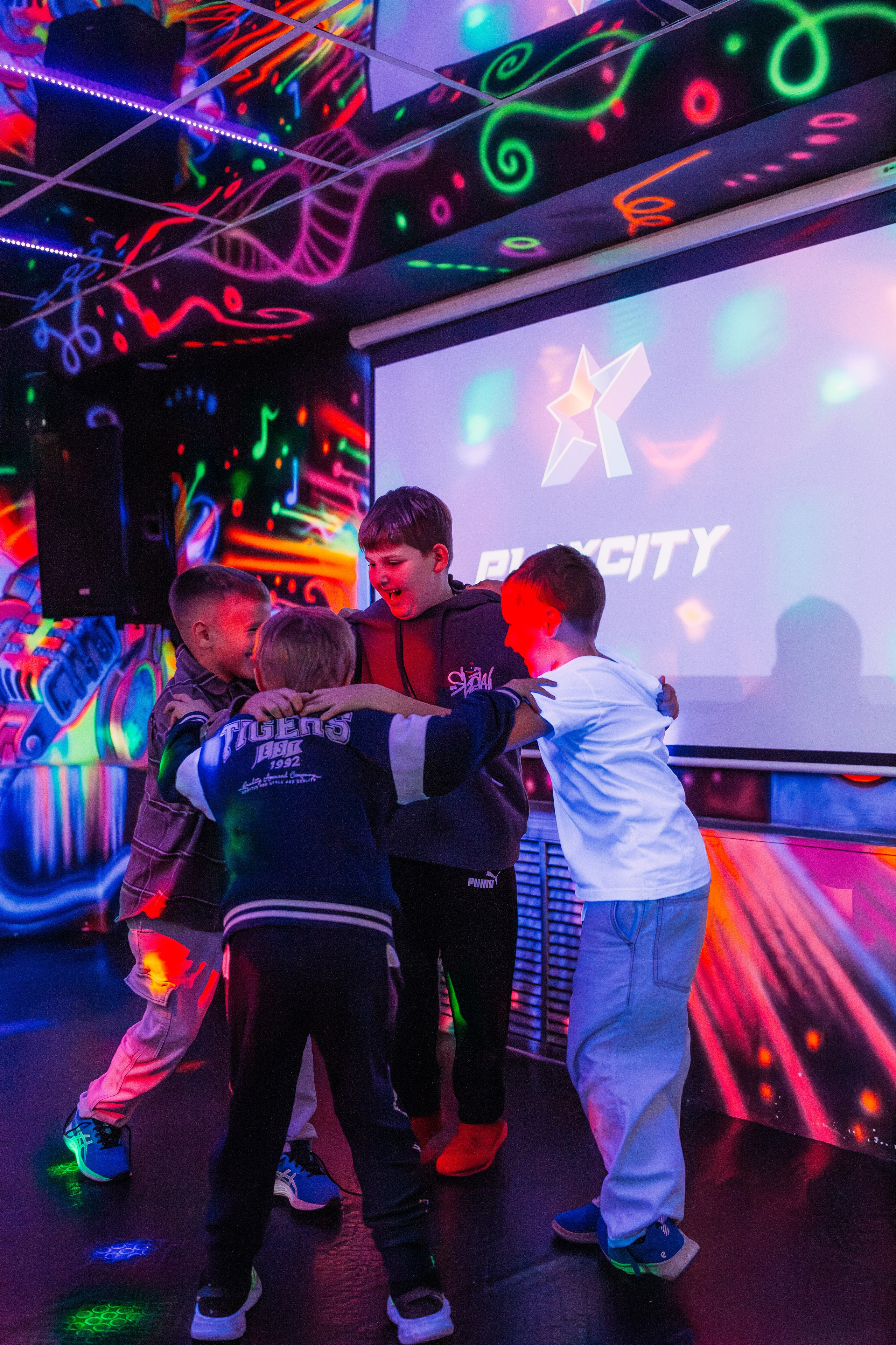 День рождения (PlayCity). Семейный фотограф в Волгограде Надежда Головко