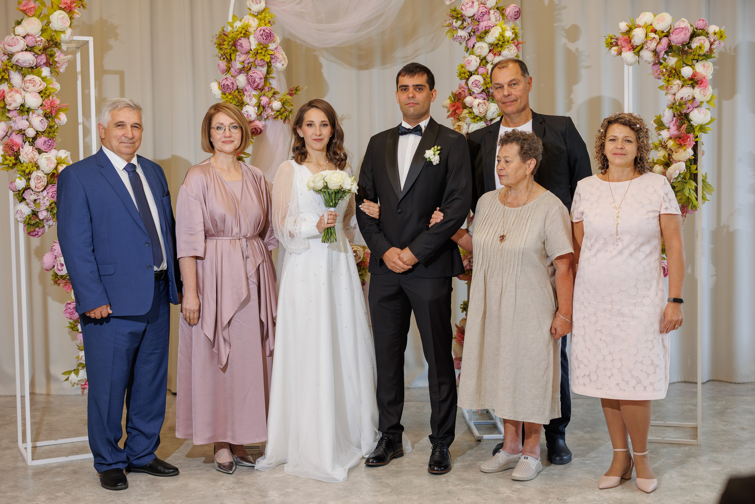 Александр & Анна. Фотограф Казань — профессиональные услуги фотосессий в студии и на локации