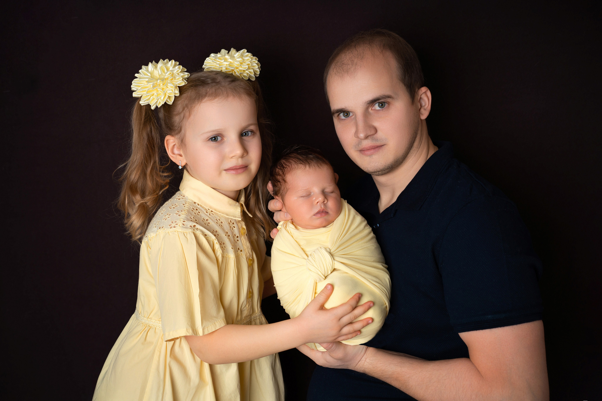 Фото с родителями/Макроснимки. Фотограф новорожденных Оренбург и свадебный фотограф Оренбург