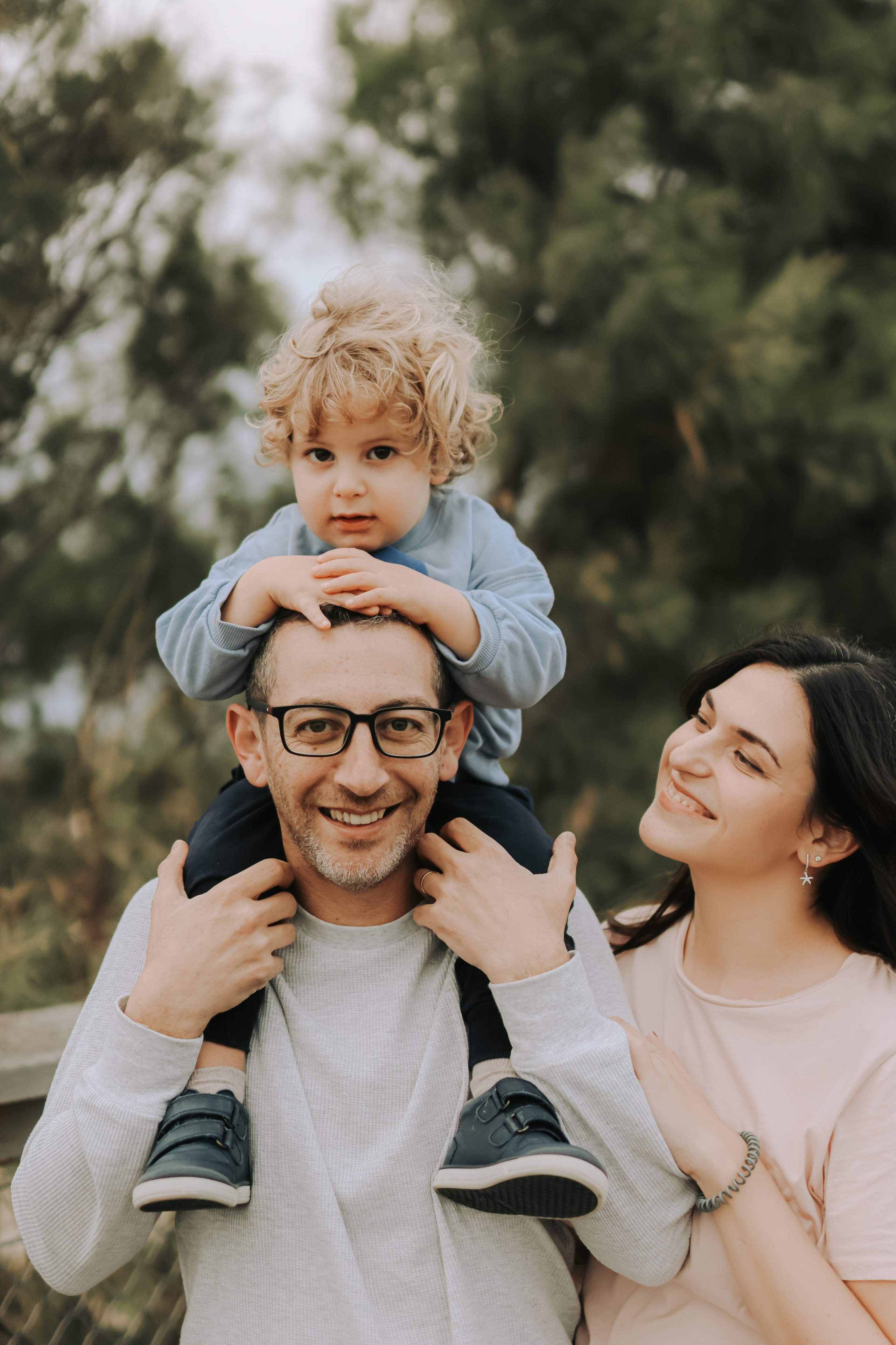 Eithan's family, Tel Aviv | February 2026. Photographer in Israel Alice Milchin