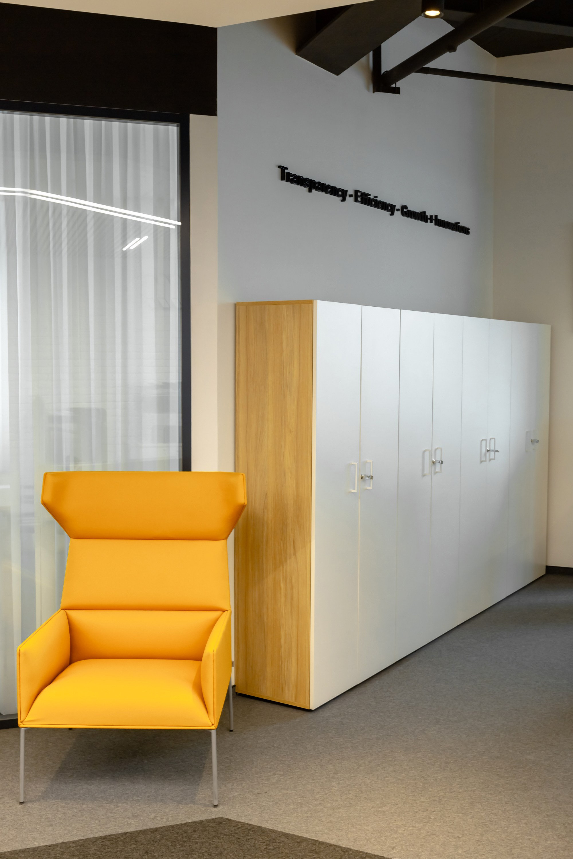 Mercure space. Репортажный фотограф в Алмате Чумаков Георгий