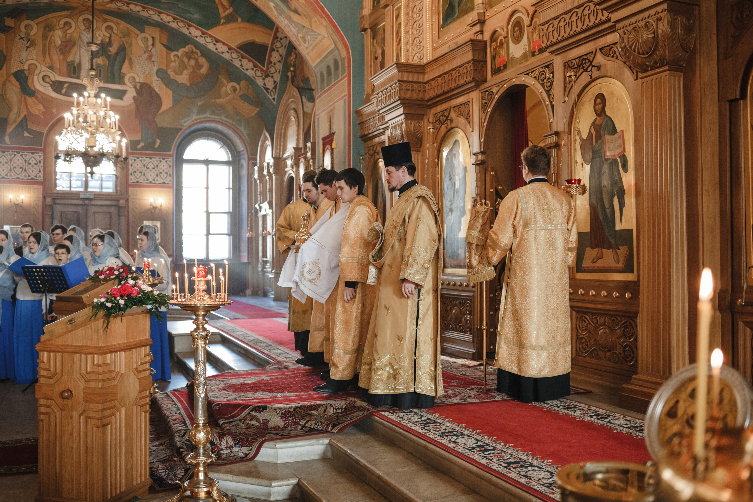 Служба Григория, митрополита, управляющего делами Московской Патриархии. Семейный фотограф Николаева Ольга