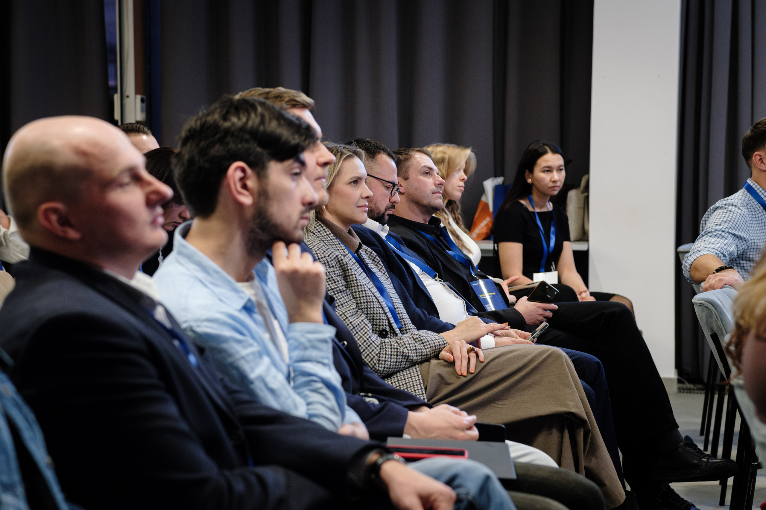 METRO. Репортажный и портретный фотограф в Москве Илья Спиридонов