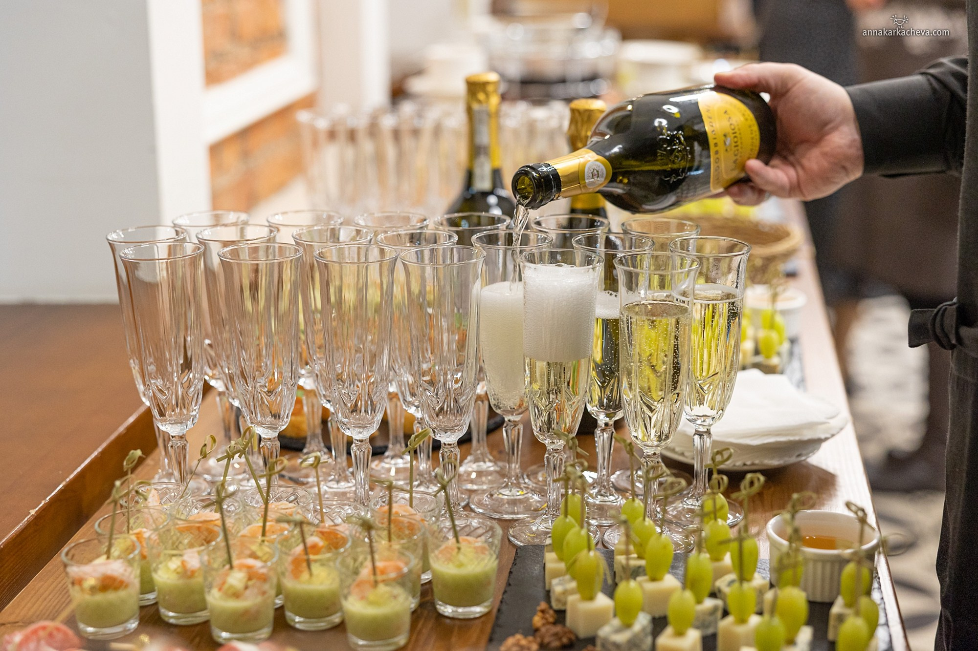 Репортажные съемки Санкт-Петербург. Ароматестирование по методу Аромакод и Нейростатус в Санкт-Петербурге