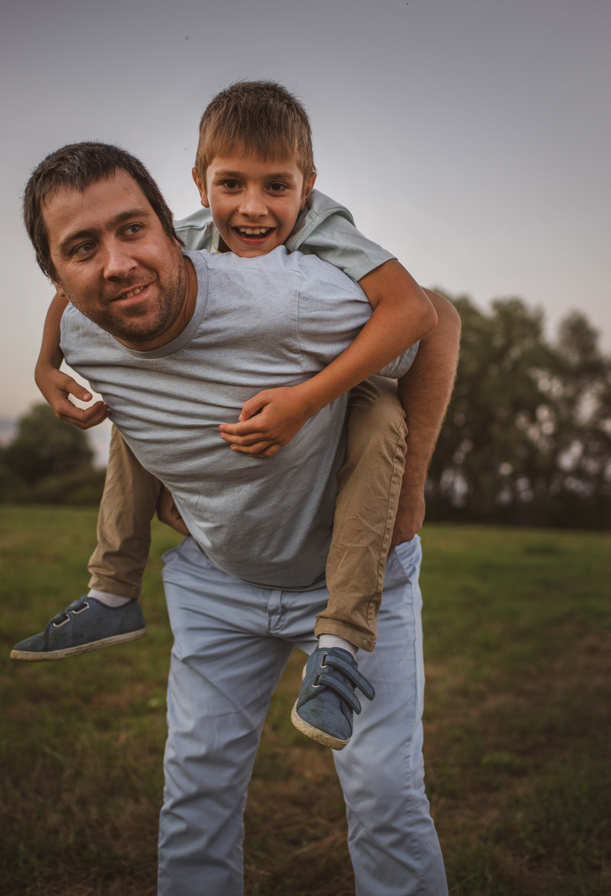 Надежда, Алексей, Павел и Татьяна. Женский, семейный и контент-фотограф в Оренбурге Анна Соловых
