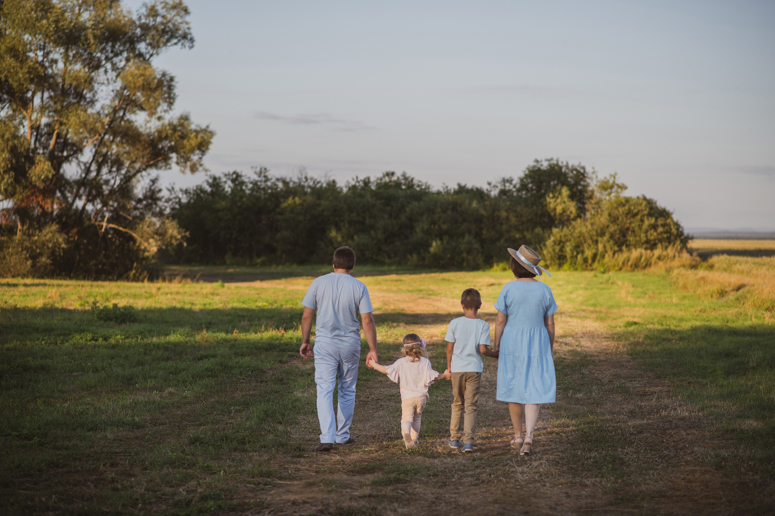 Надежда, Алексей, Павел и Татьяна. Женский, семейный и контент-фотограф в Оренбурге Анна Соловых