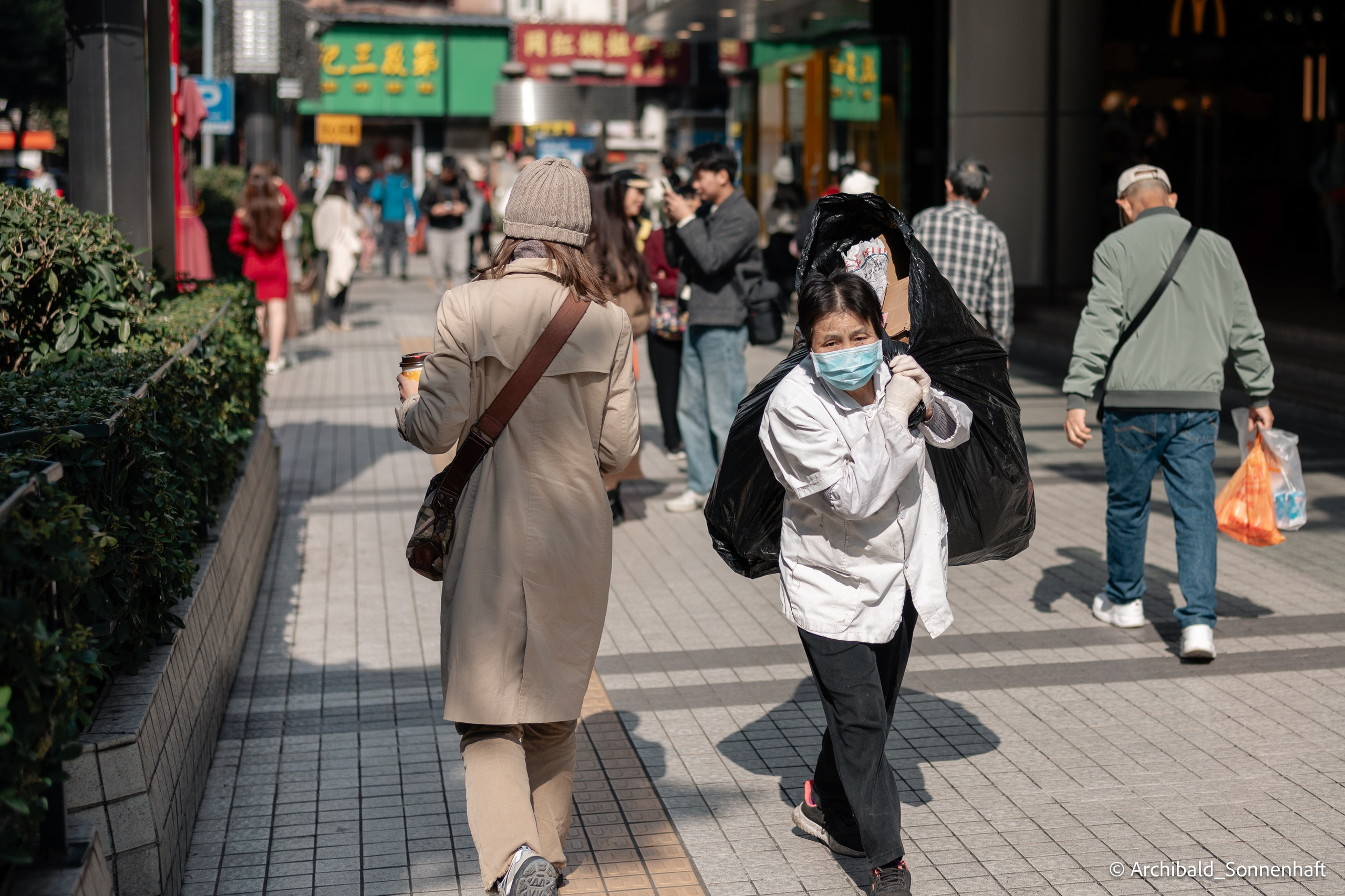 Yuexiu district in Guangzhou. Photographer in Guangzhou, China. Archibald Sonnenhaft