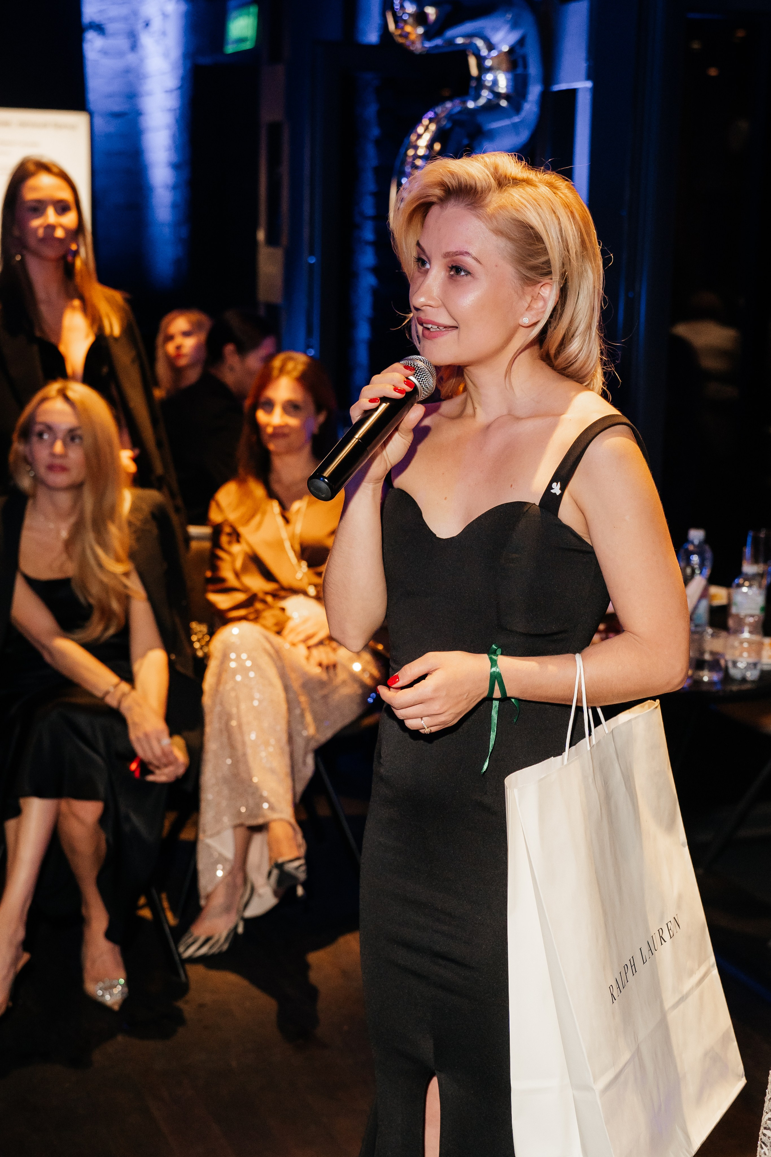 Юбилей клуба «ИНТУИЦИЯ». Семейный и репортажный фотограф в Москве Оксана Шилова