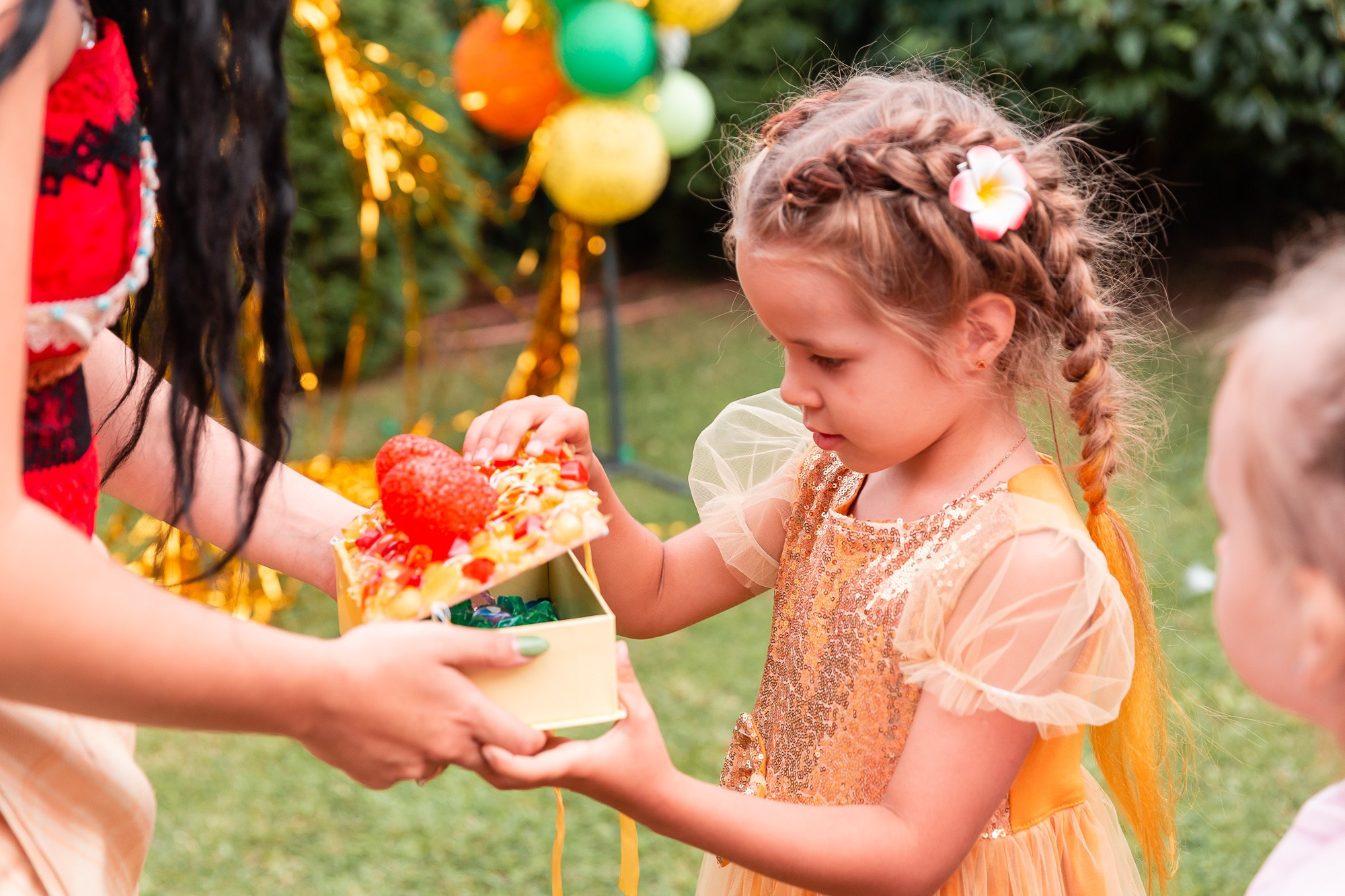 ДР Теоны. Домашняя съёмка. Фотограф в Волгограде и Волжском Наталья Фирсова