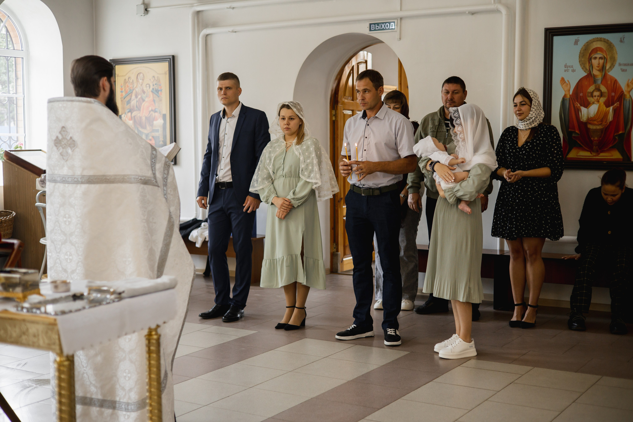 Крещение Ивана в Храме Святой Троицы Живоначальной. Свадебный и семейный фотограф Ольга Разрядова