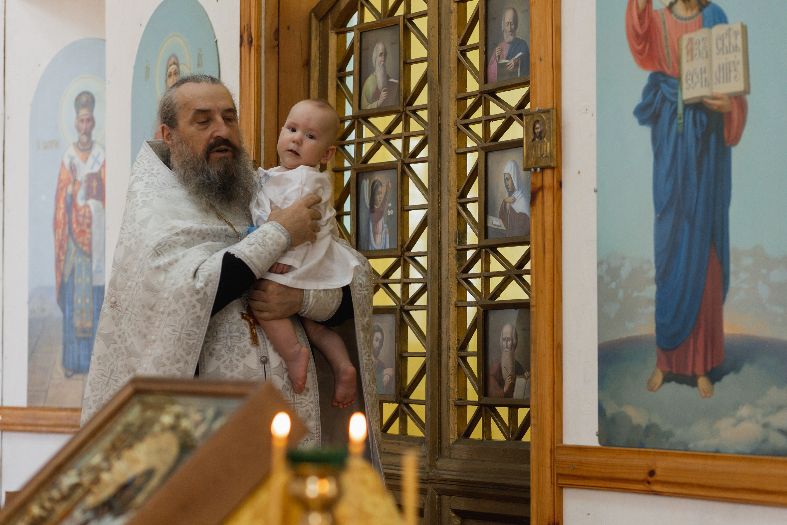 Крещение Даниила в Церкви Троицы Живоначальной. Свадебный и семейный фотограф Ольга Разрядова